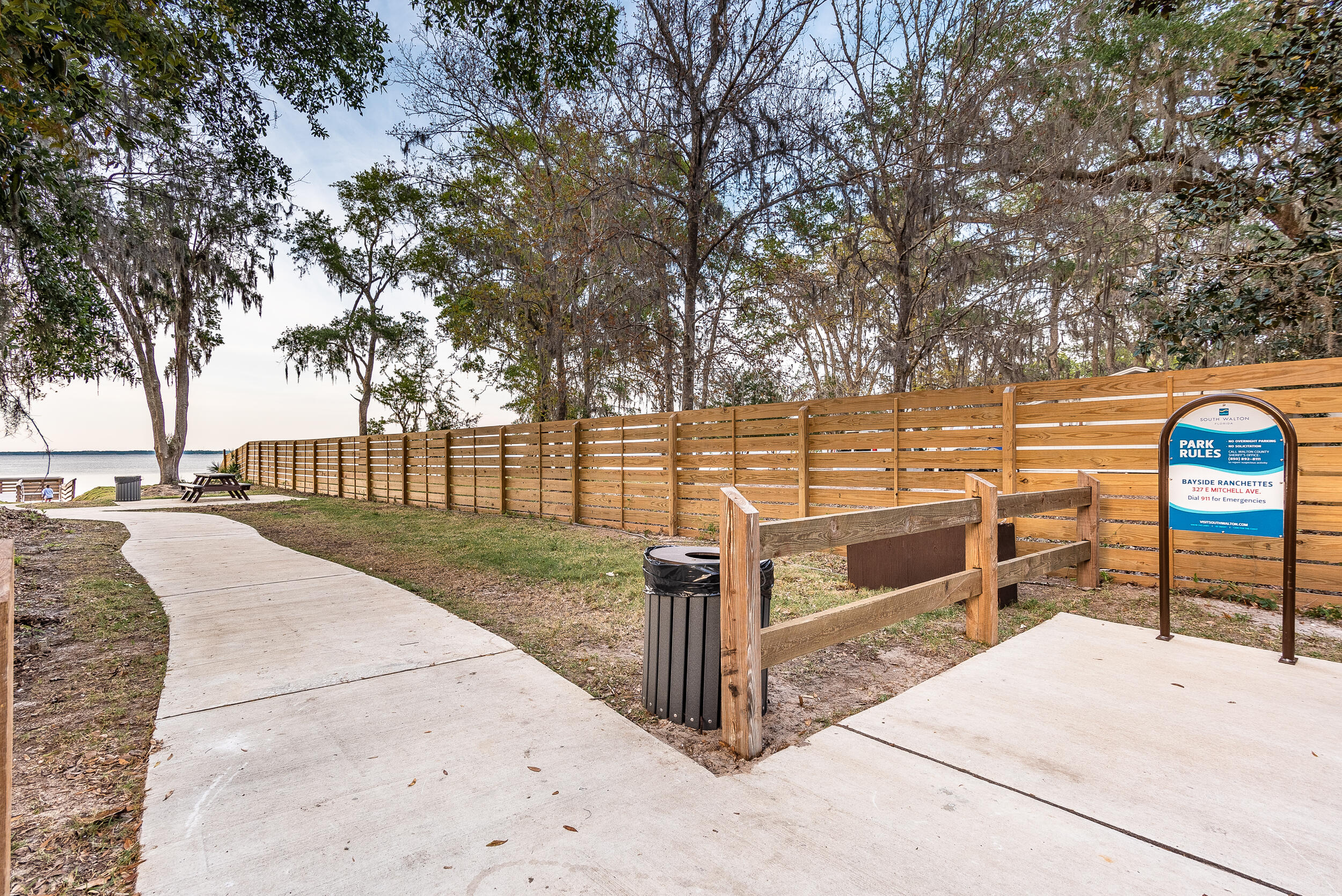 GRAYTON BAYOU - Residential