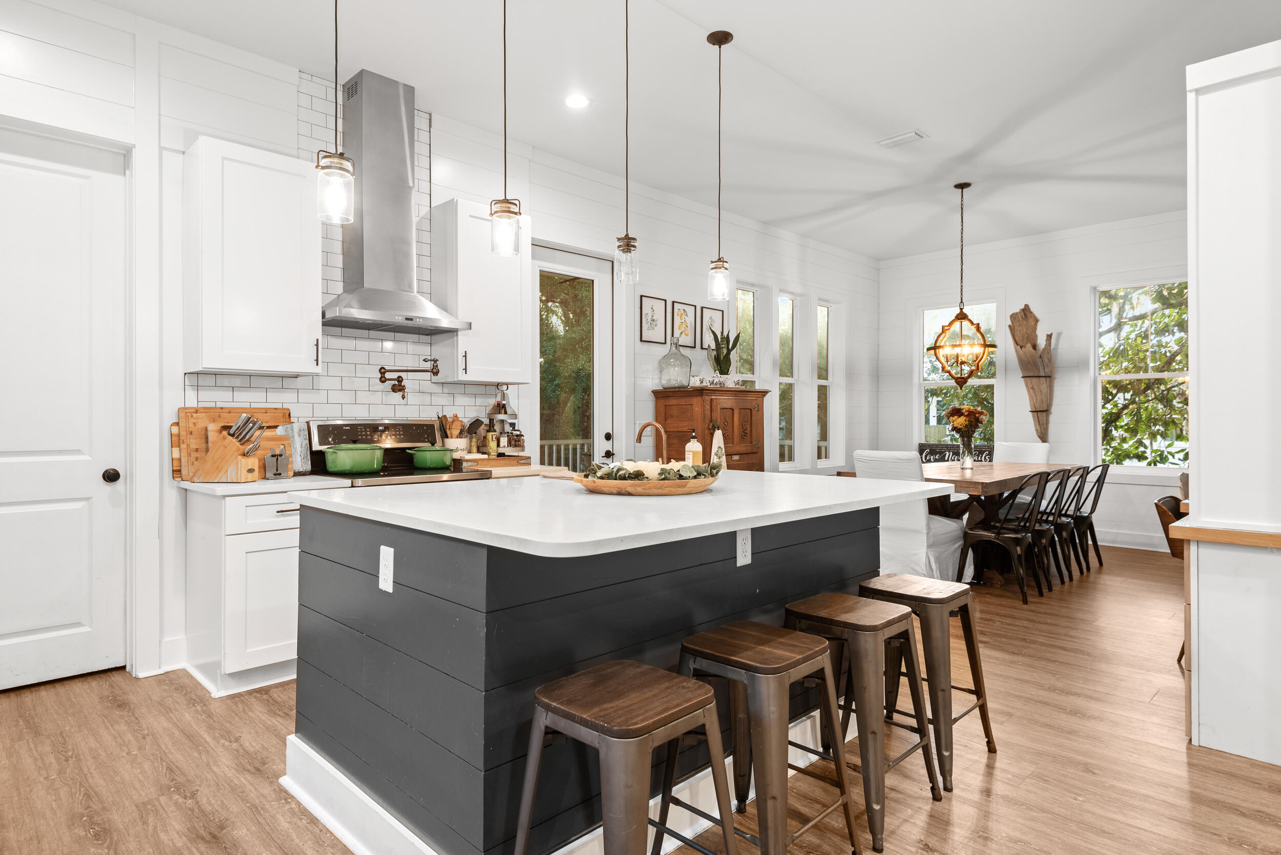 GRAYTON BAYOU - Residential