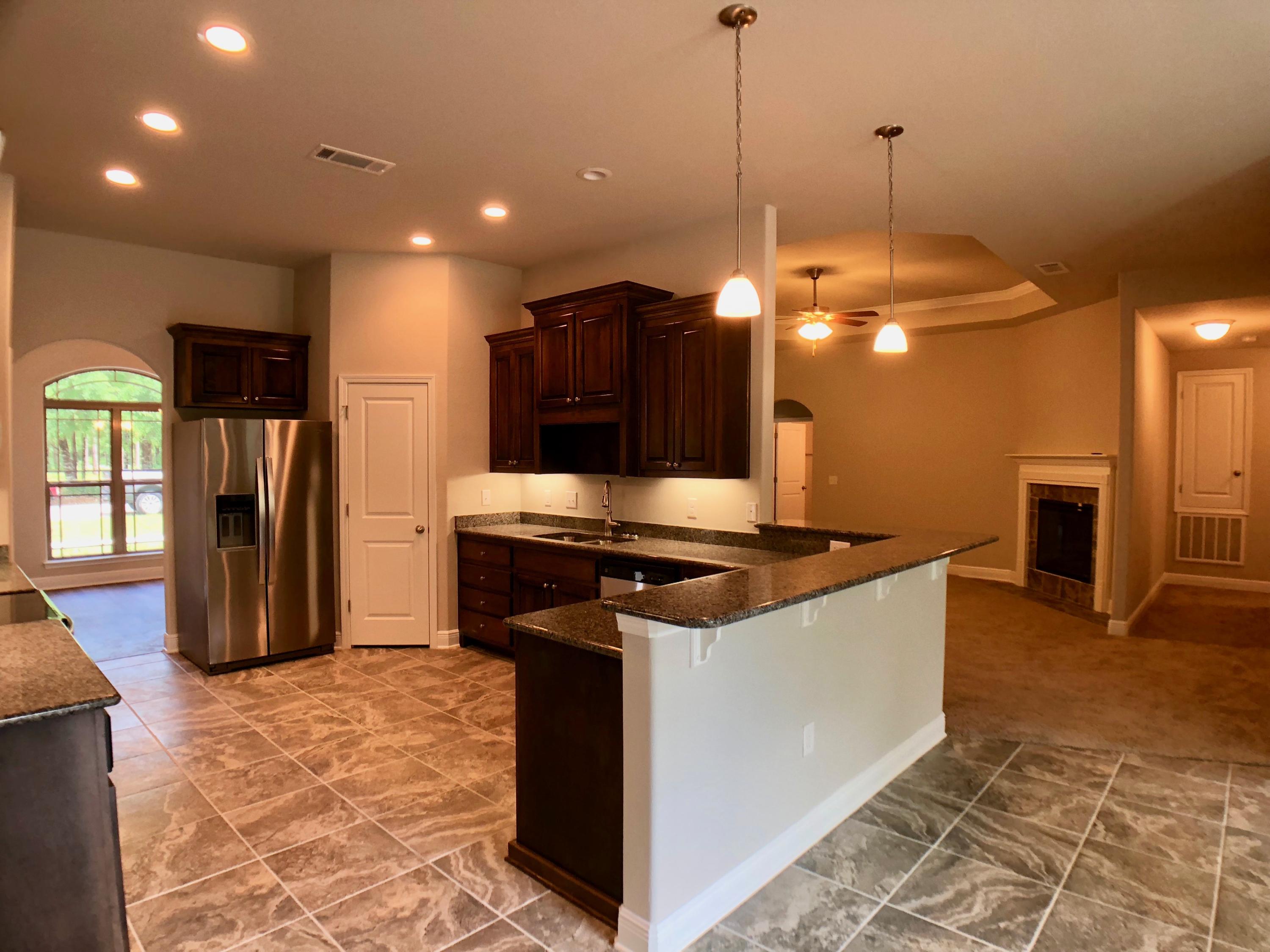 FOX VALLEY - Residential