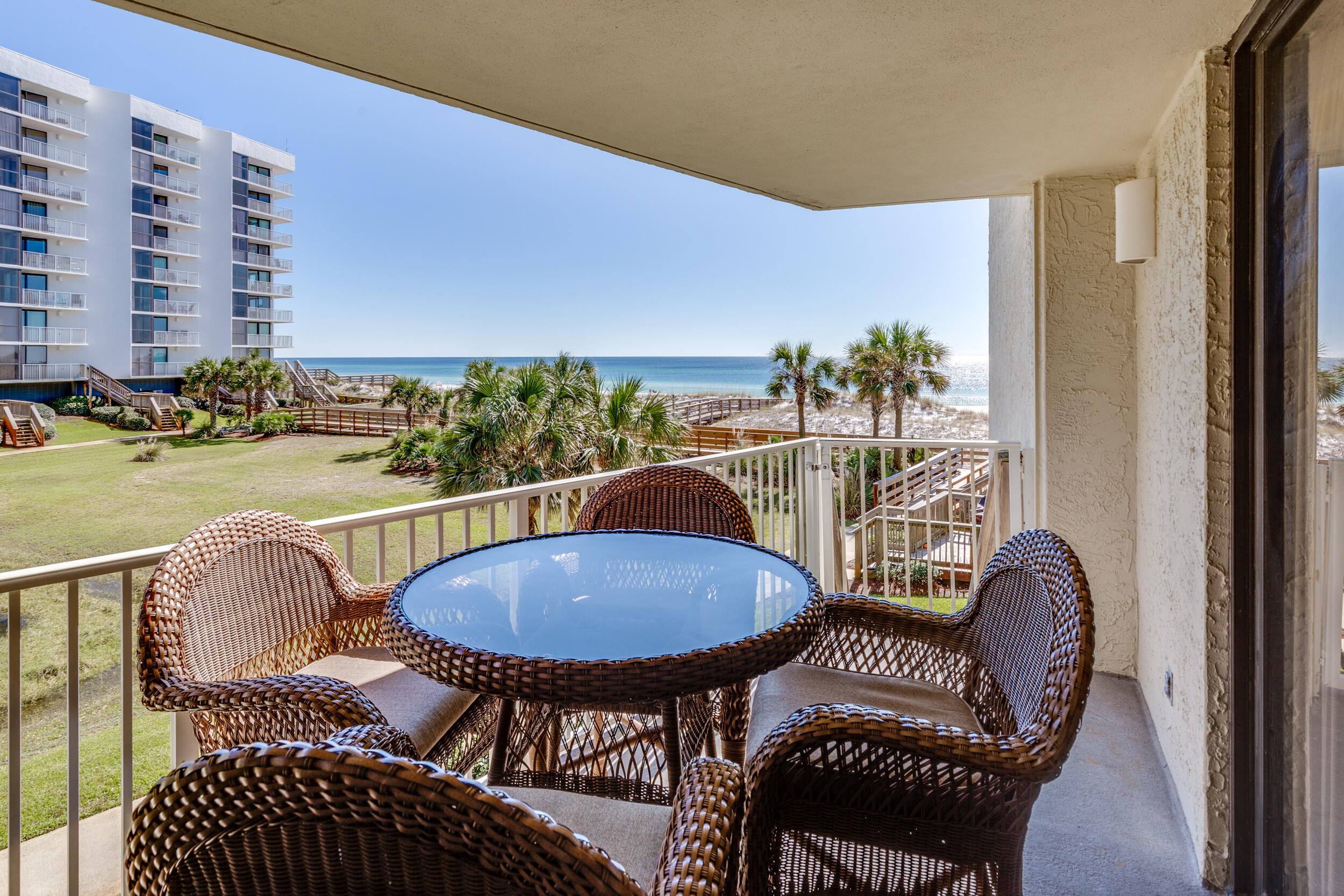 MAINSAIL CONDO PH 4 - Residential