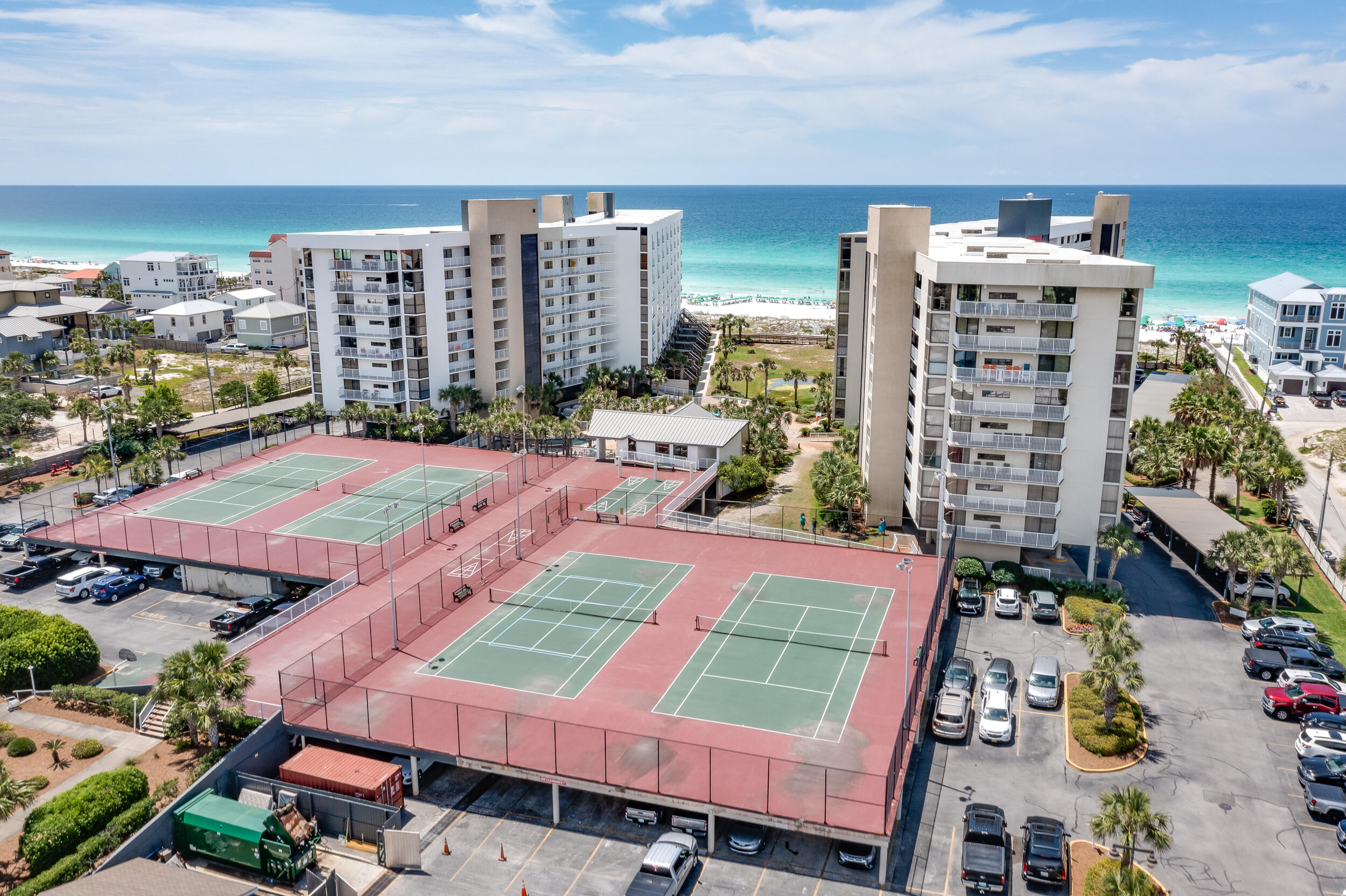MAINSAIL CONDO PH 4 - Residential
