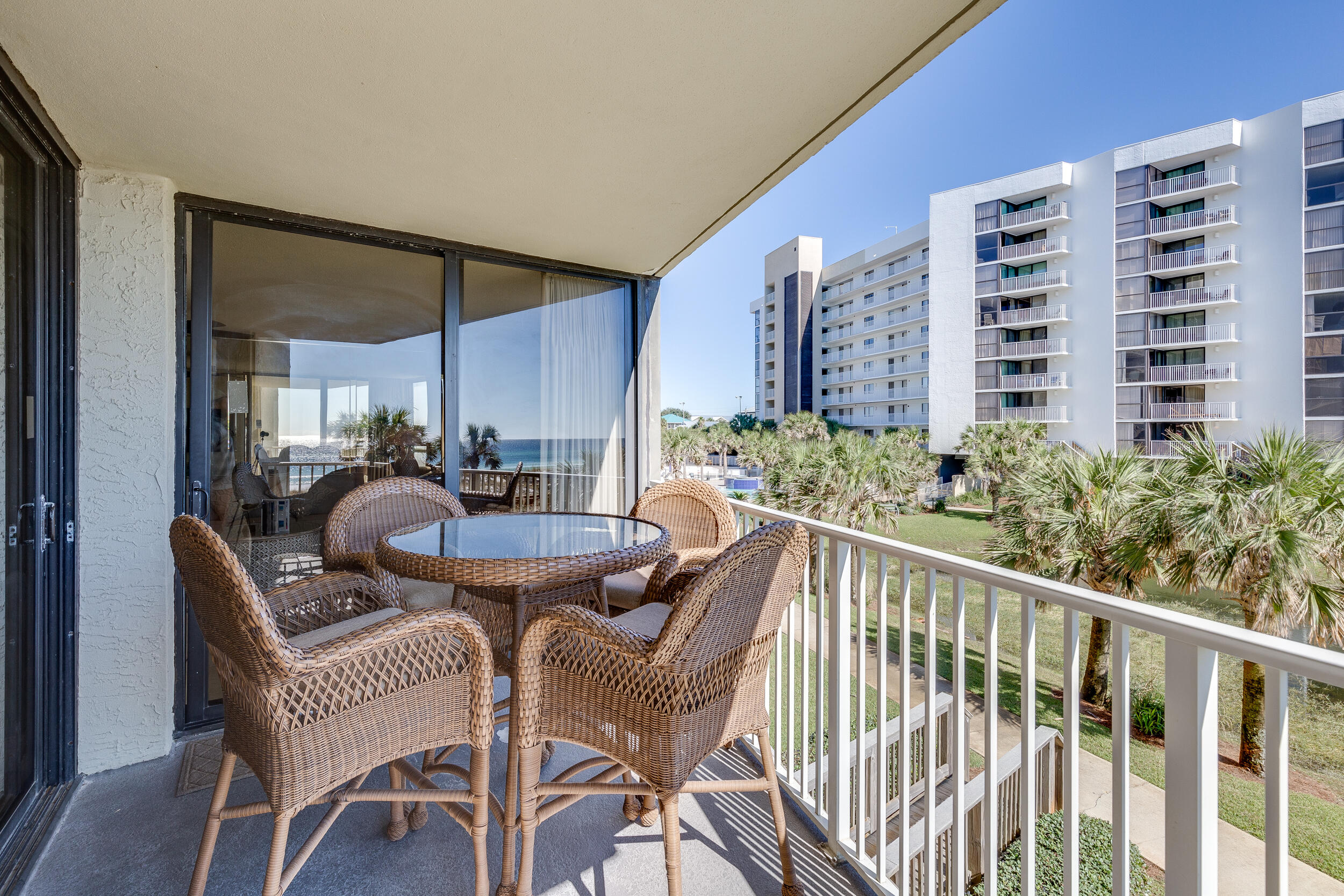 MAINSAIL CONDO PH 4 - Residential