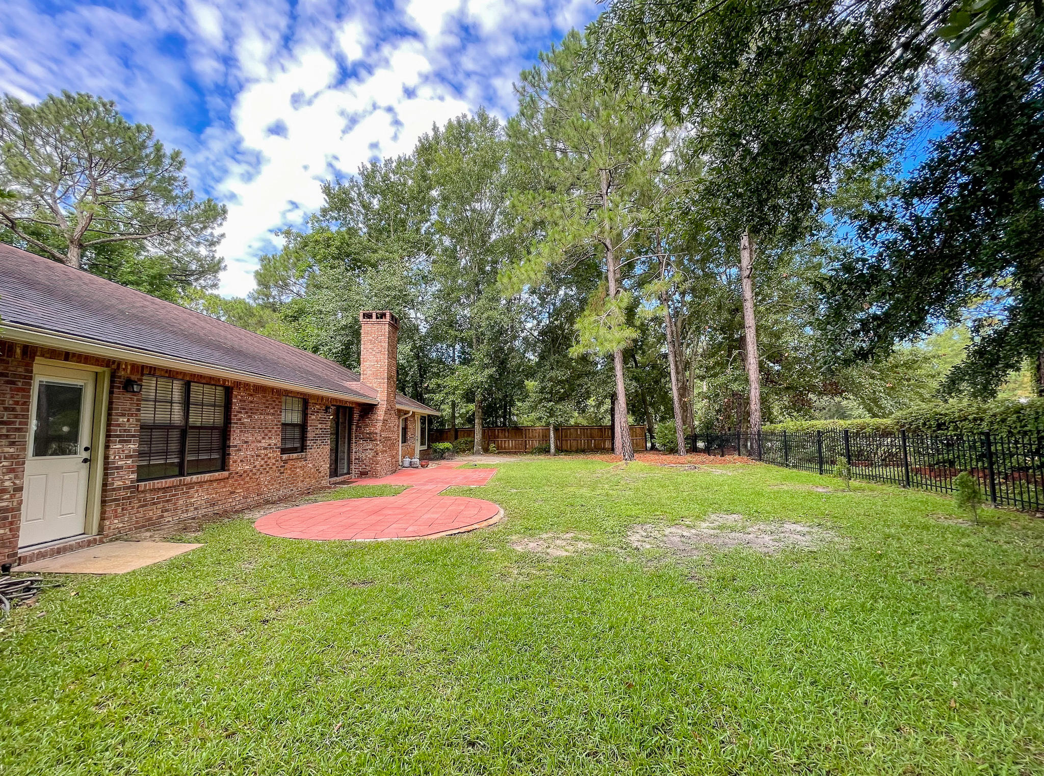 BLUEWATER BAY 3 - Residential