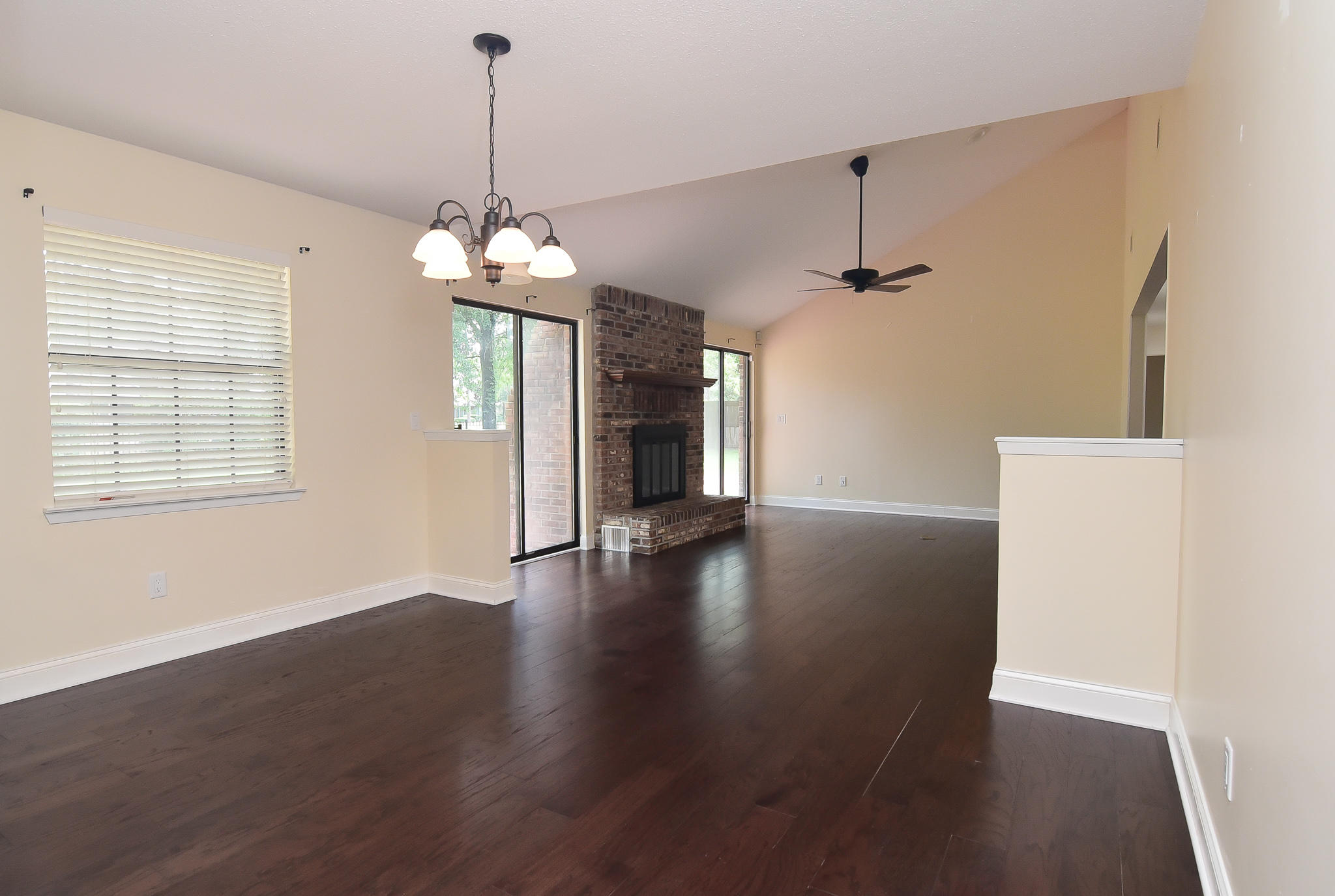 BLUEWATER BAY 3 - Residential