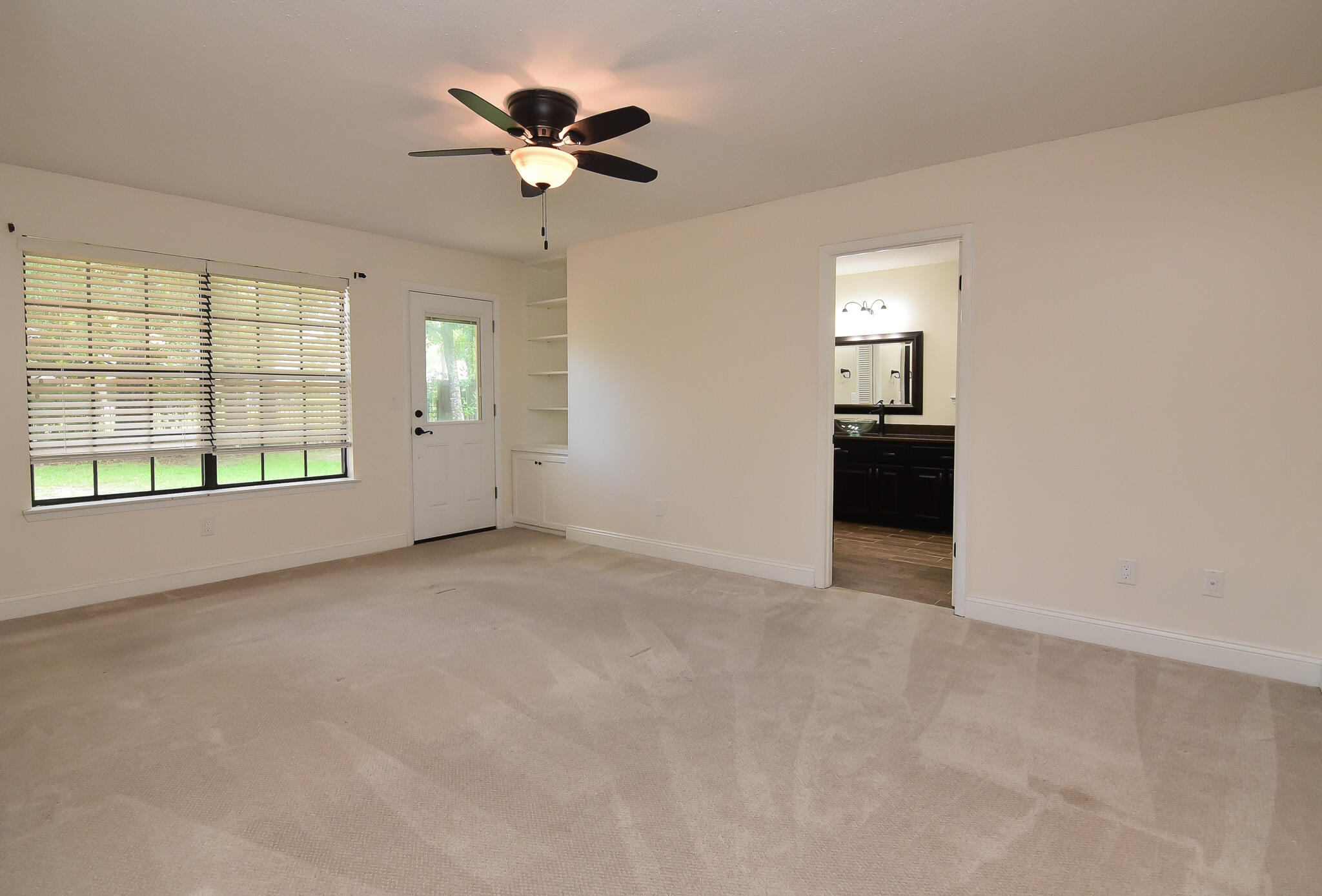 BLUEWATER BAY 3 - Residential