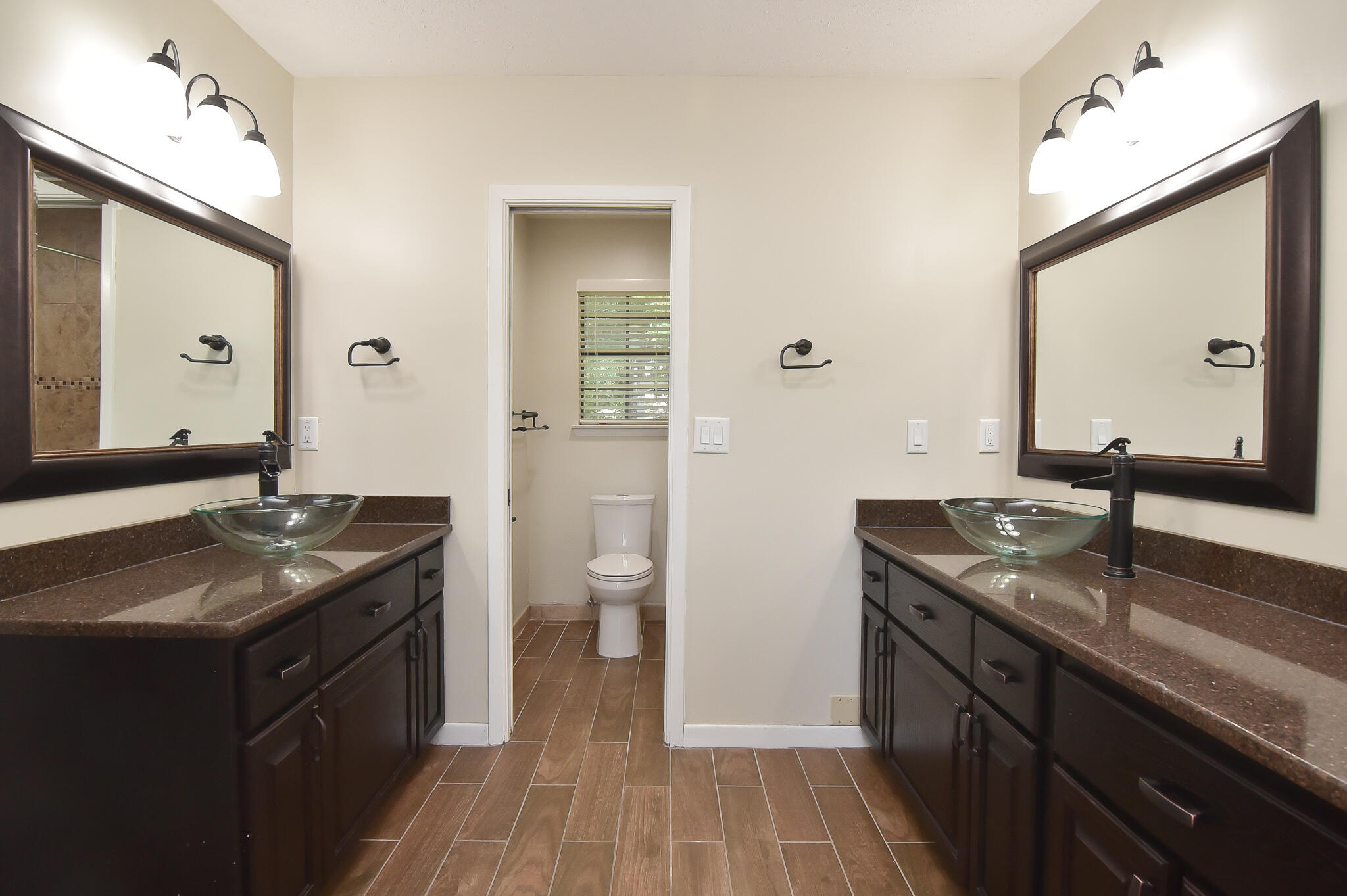 BLUEWATER BAY 3 - Residential