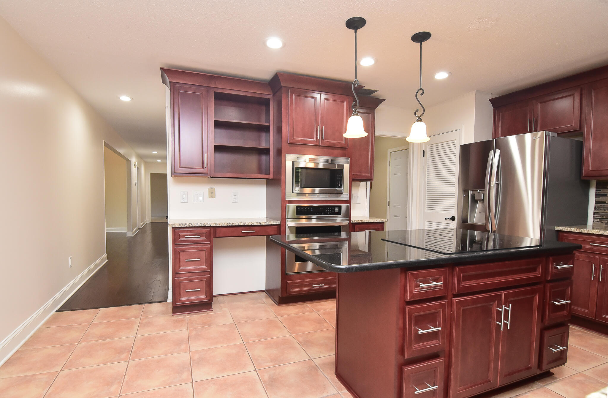 BLUEWATER BAY 3 - Residential