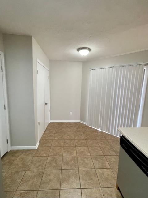 OAKWOOD T/H - Residential Lease