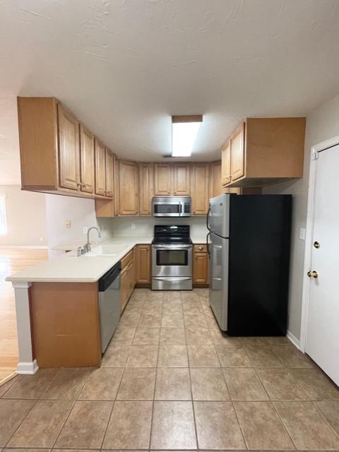 OAKWOOD T/H - Residential Lease