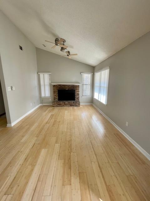 OAKWOOD T/H - Residential Lease