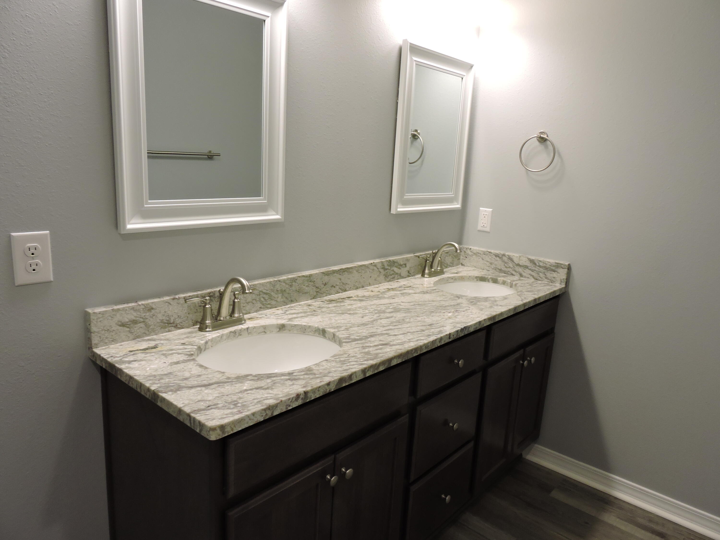 ADAMS POWELL - Residential Lease