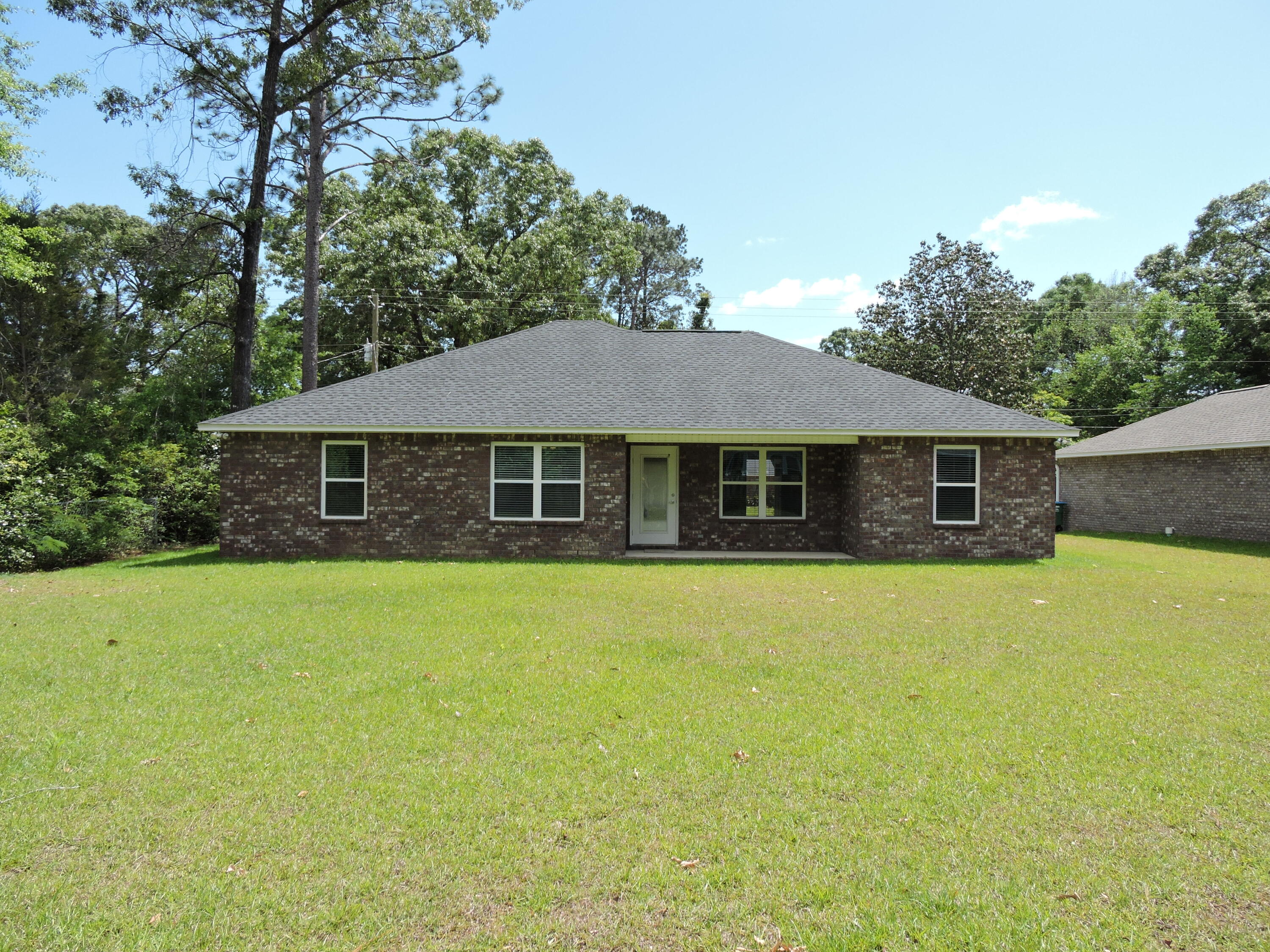 ADAMS POWELL - Residential Lease