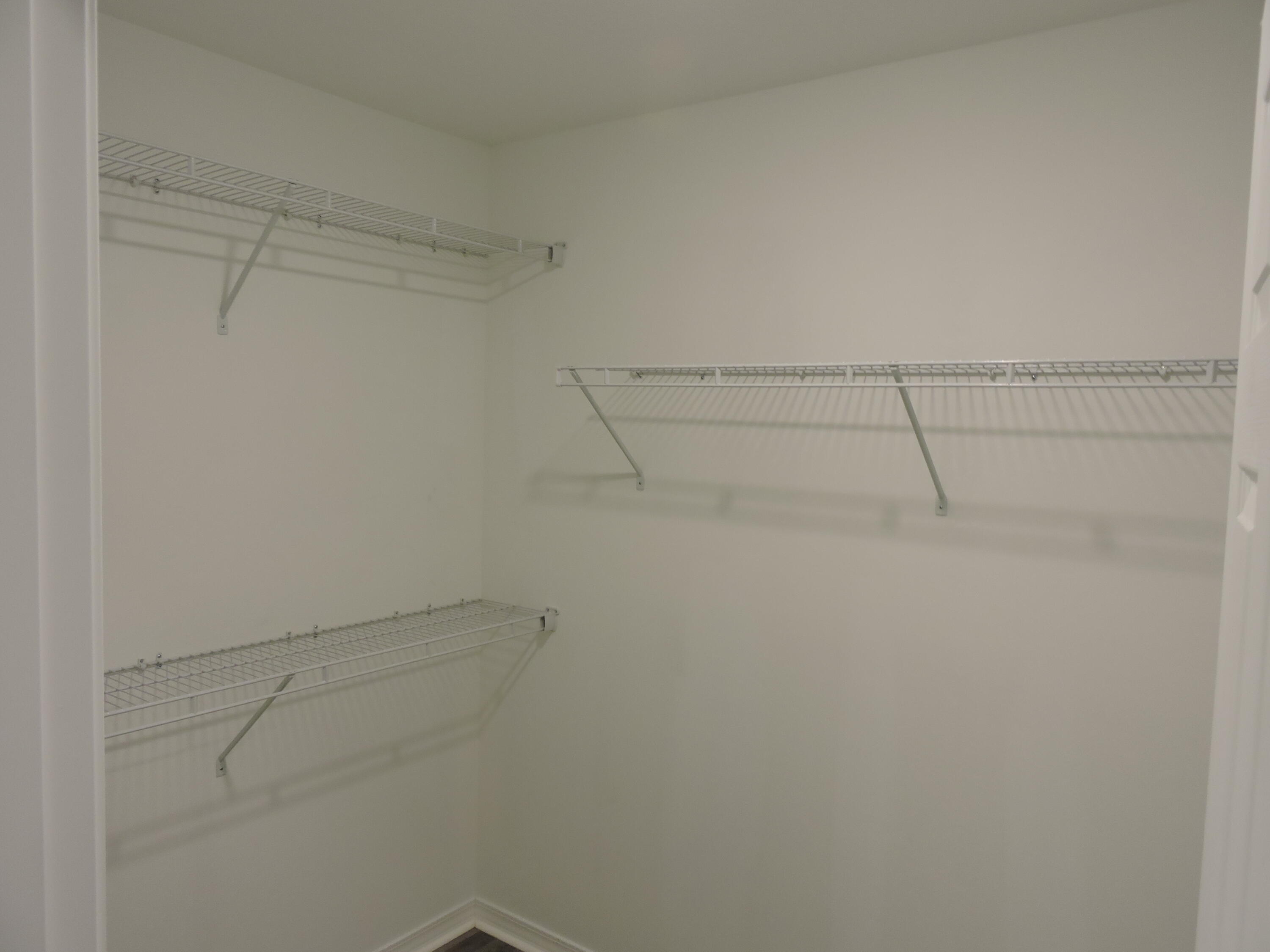 ADAMS POWELL - Residential Lease