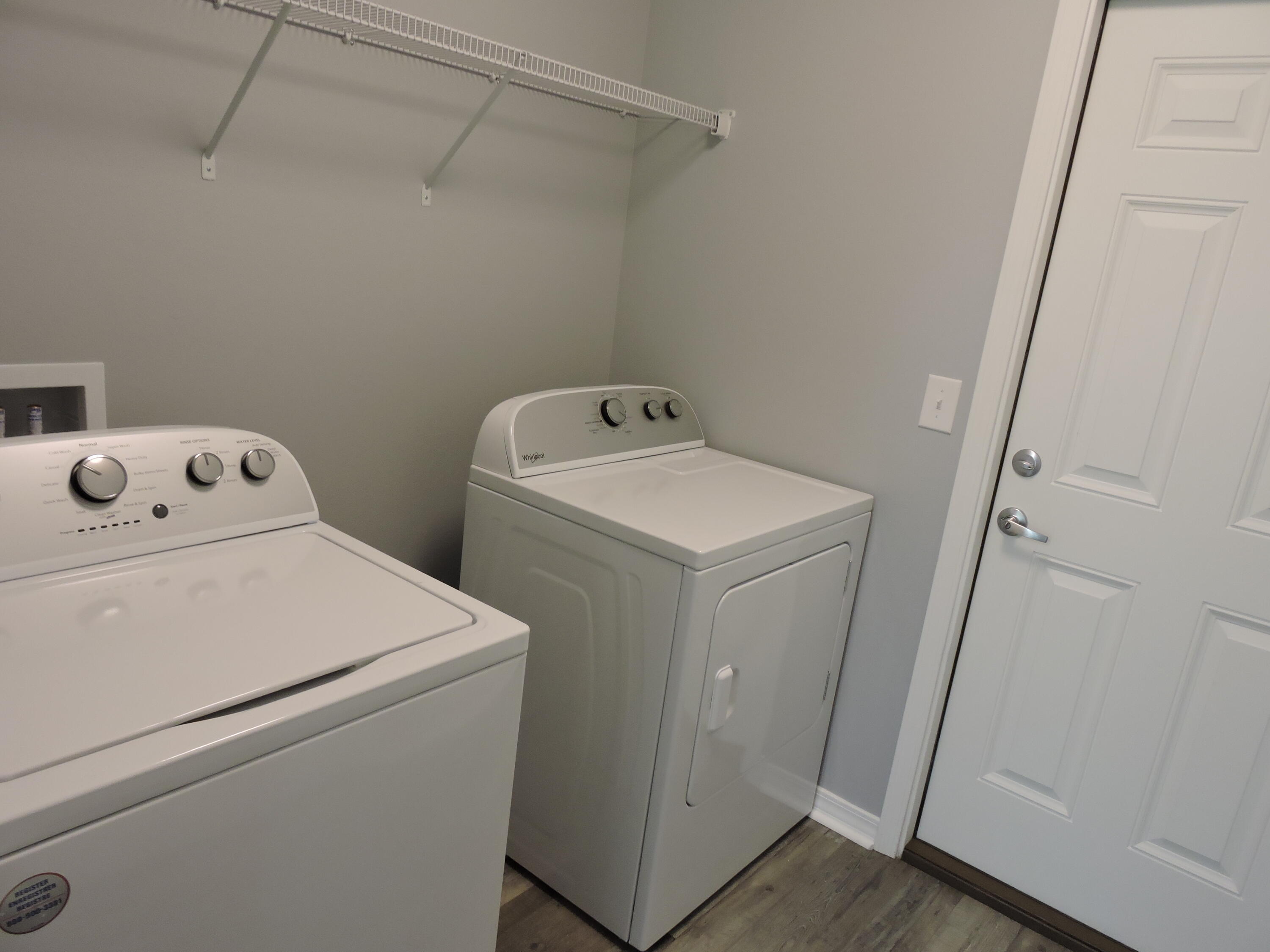 ADAMS POWELL - Residential Lease