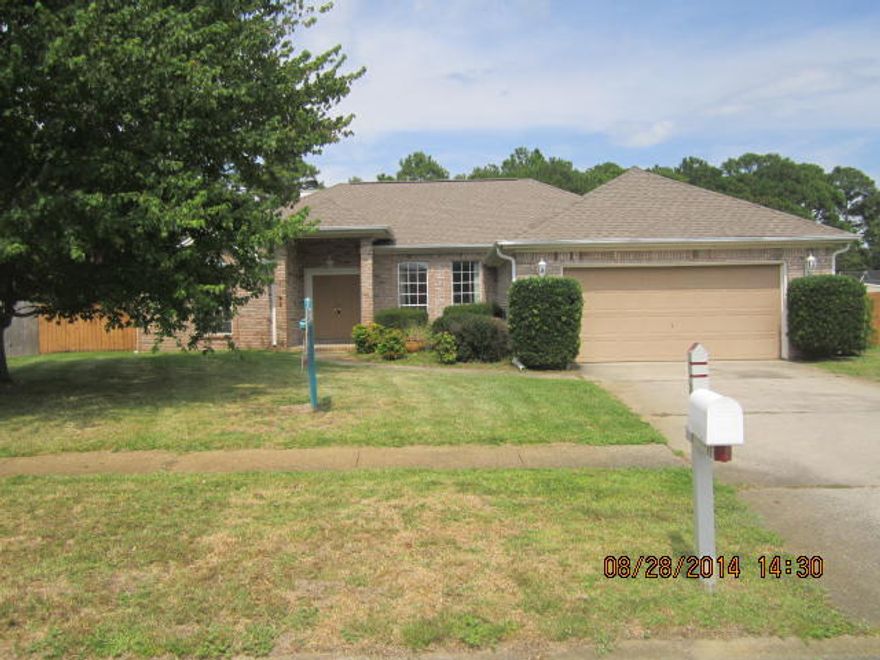 Great Floor Plan on this Spacious 3 bedroom, 2 Bath Split Plan home. Eat-In Kitchen with tile floors; Large Great Room Complete with Built-In Display Shelves and Fireplace. French Doors to Tiled Screened Patio ~ Master Suite Includes Sitting Room with Backyard Access and Large Master Bath * Formal Dining Room * Privacy Fenced Back Yard. Buyer to Verify all Details and Dimensions and Satisfy Self