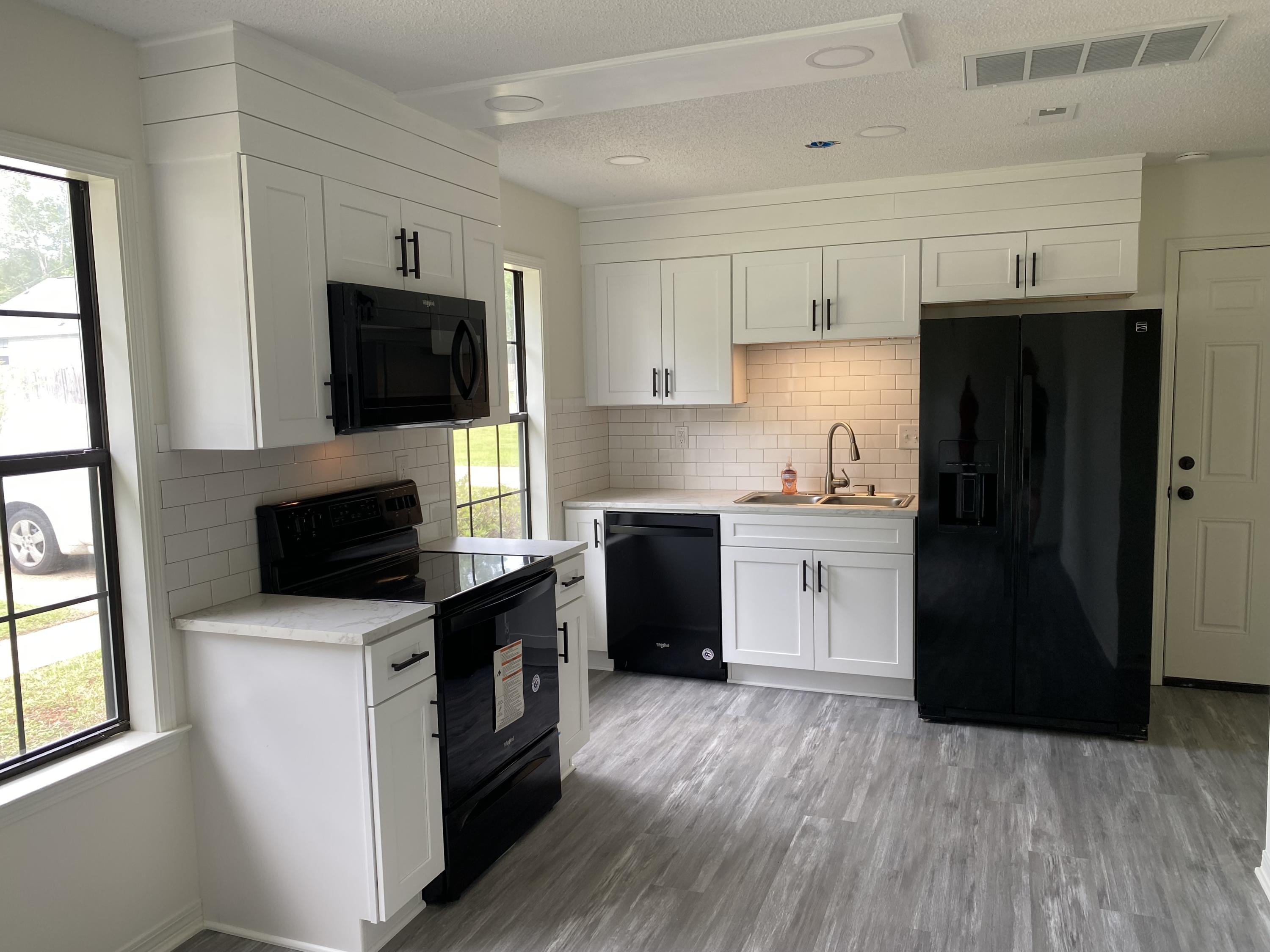 SHOAL TERRACE ESTATES - Residential
