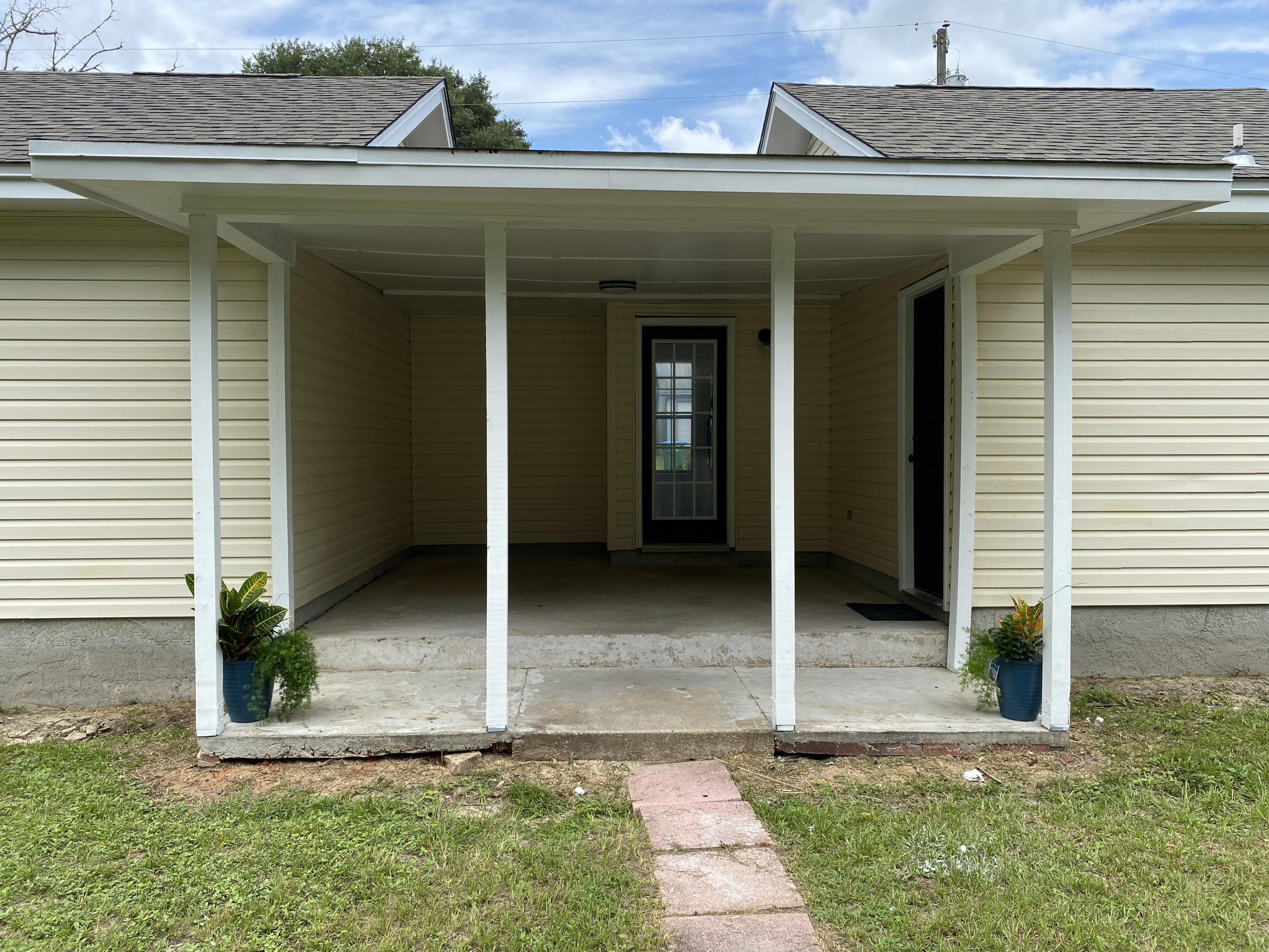 SHOAL TERRACE ESTATES - Residential