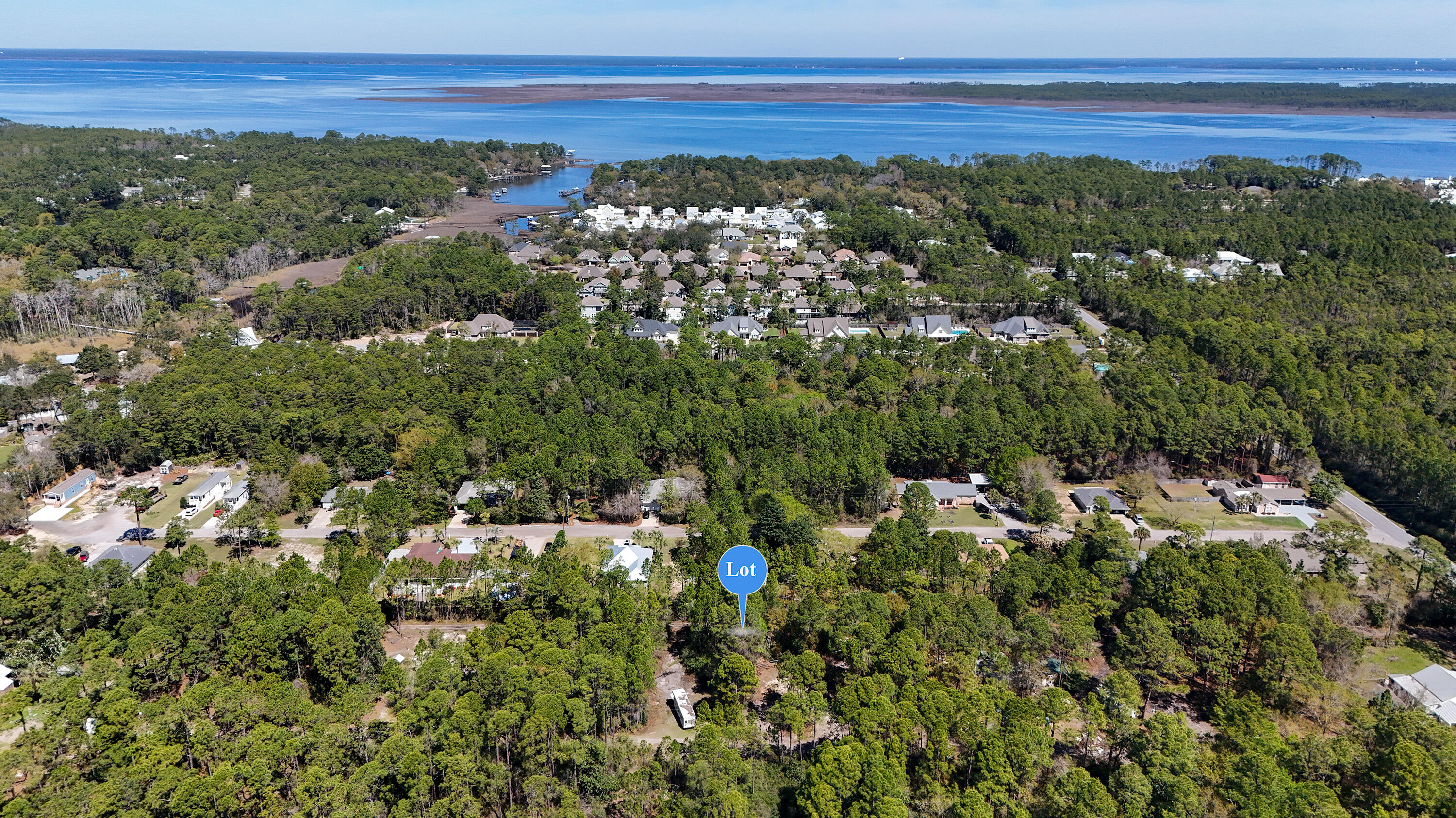 GARNETT BAYOU ESTATES - Land