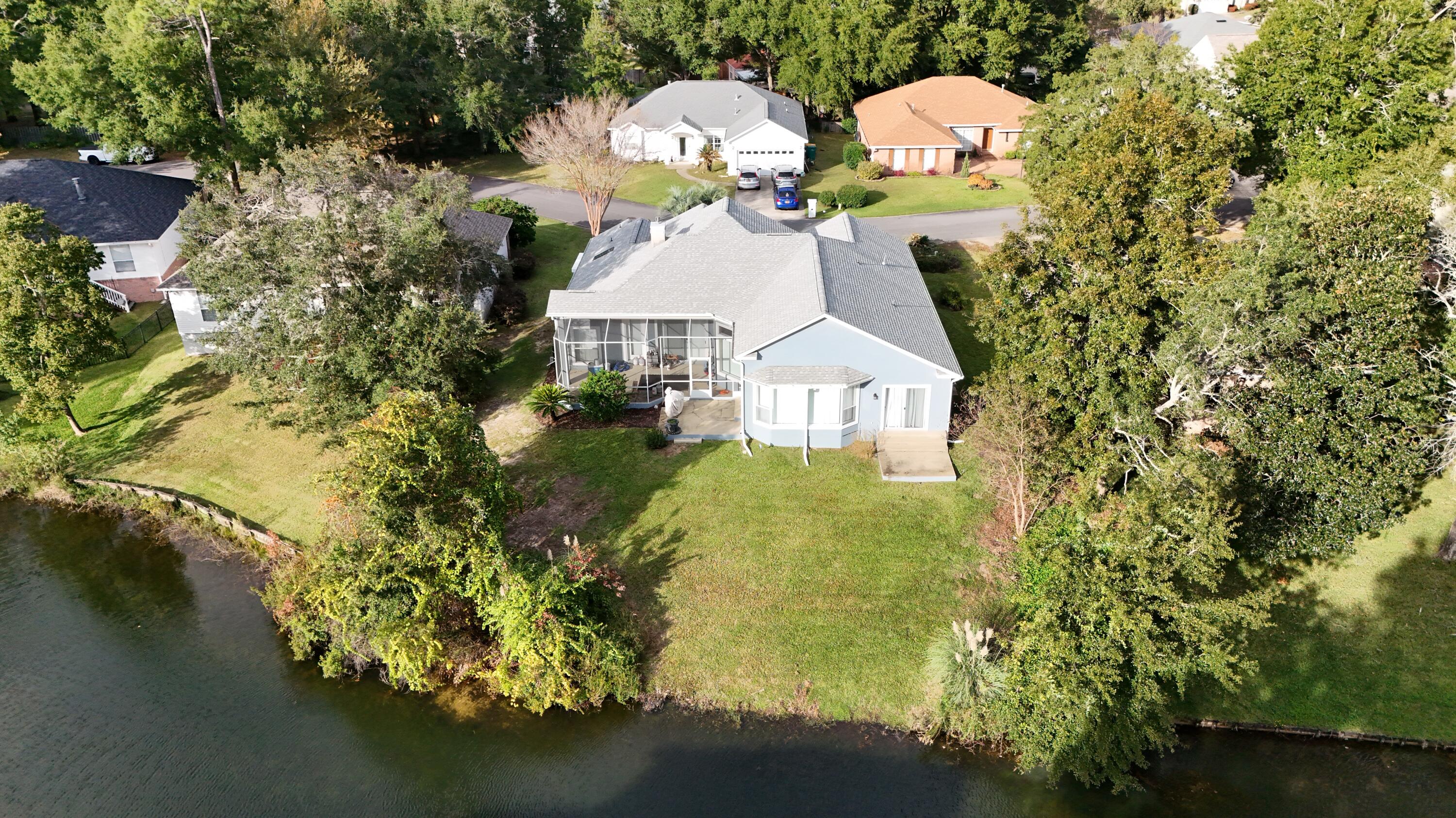 HIDDEN LAKES - Residential