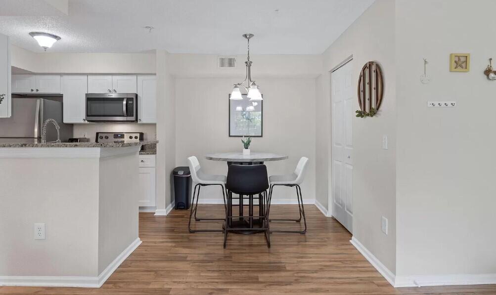INDIAN LAKE - Residential