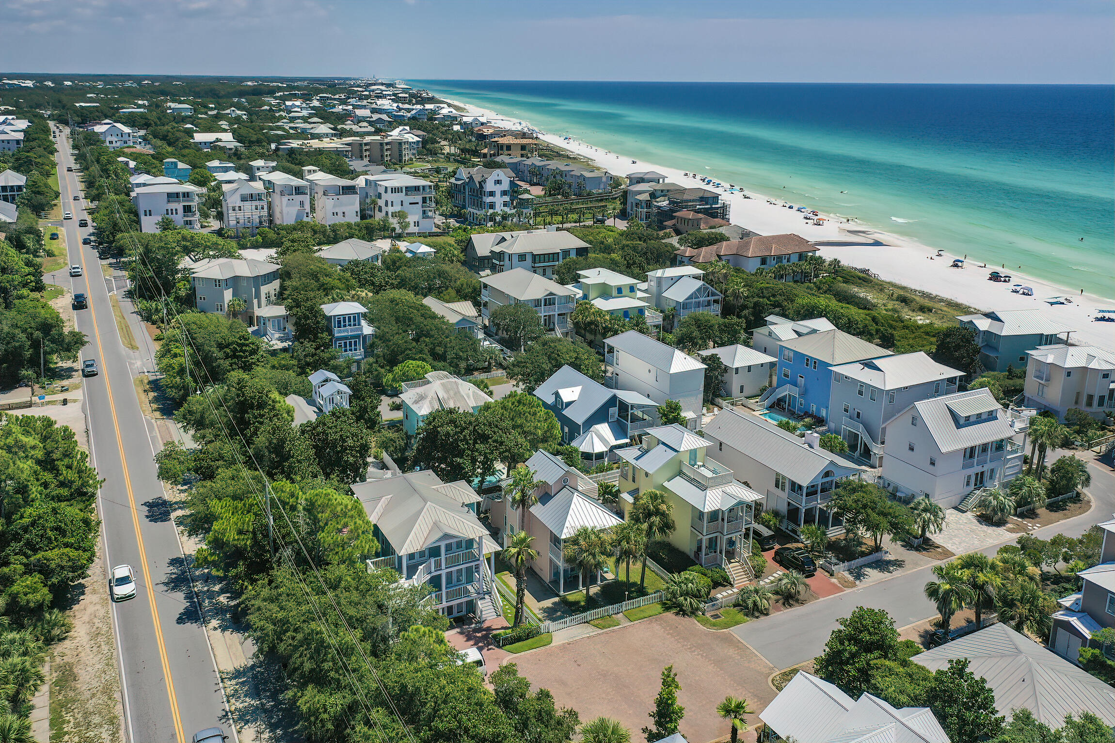 SUNRISE BEACH - Residential