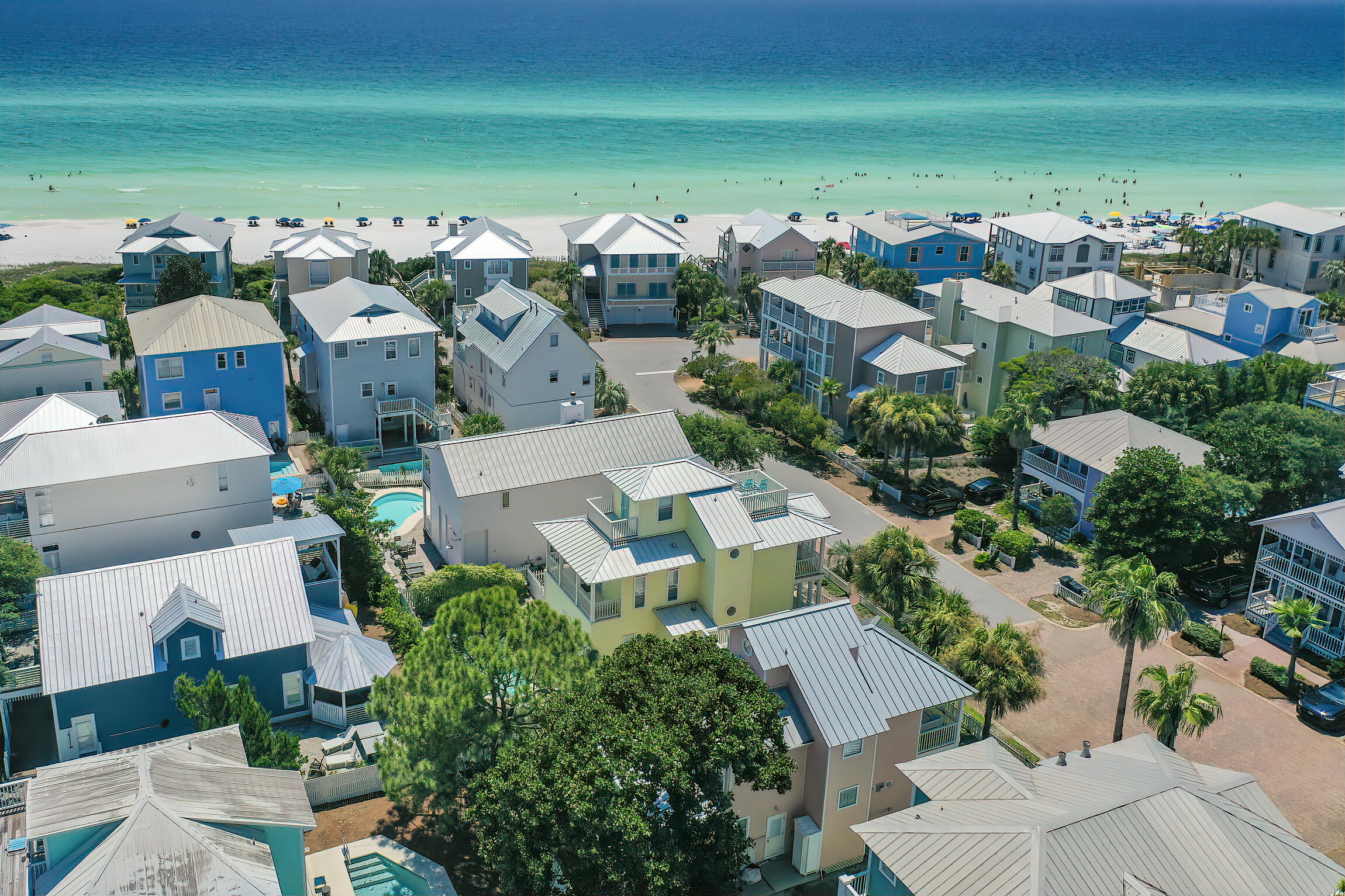 SUNRISE BEACH - Residential