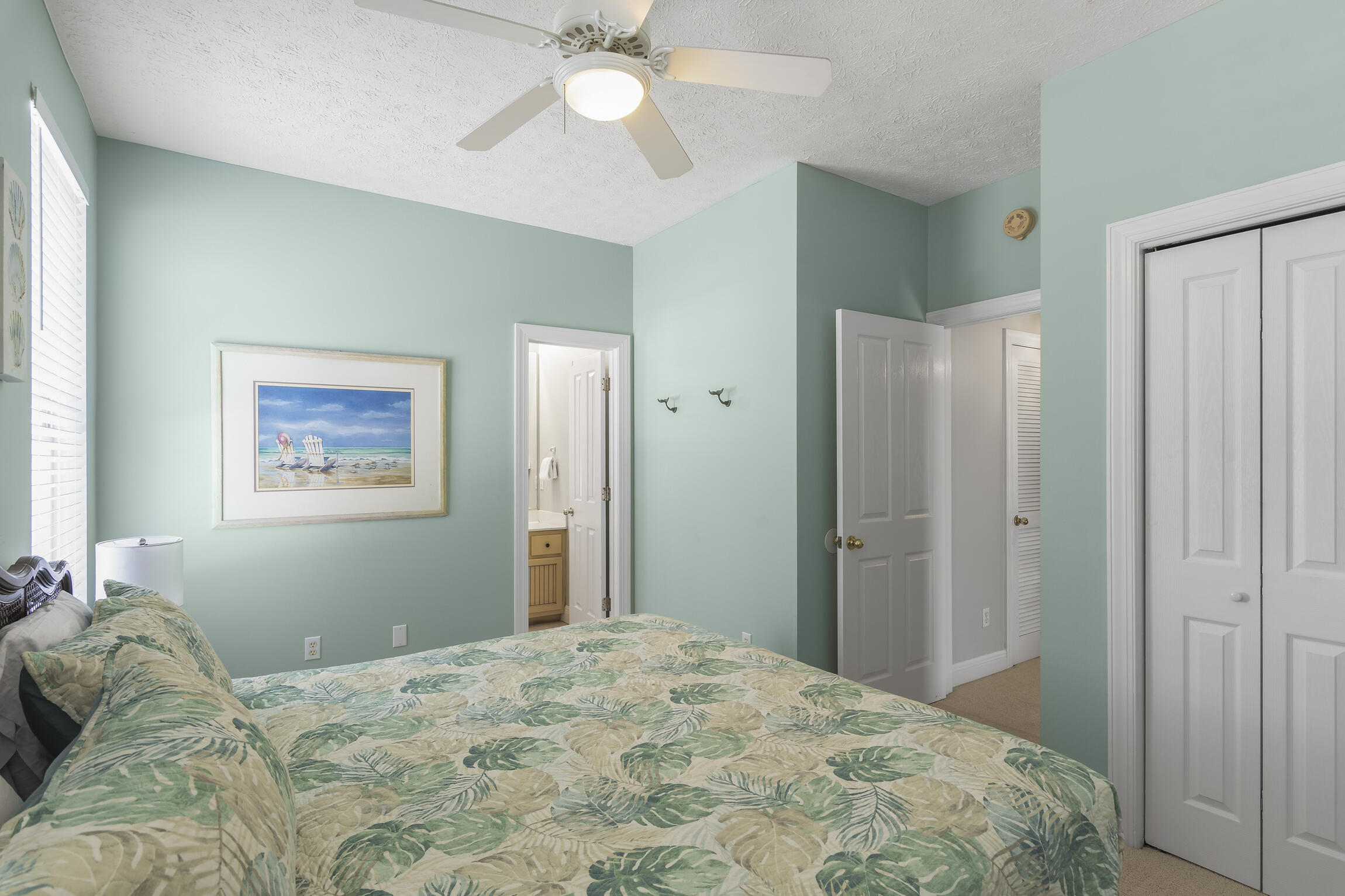 SUNRISE BEACH - Residential