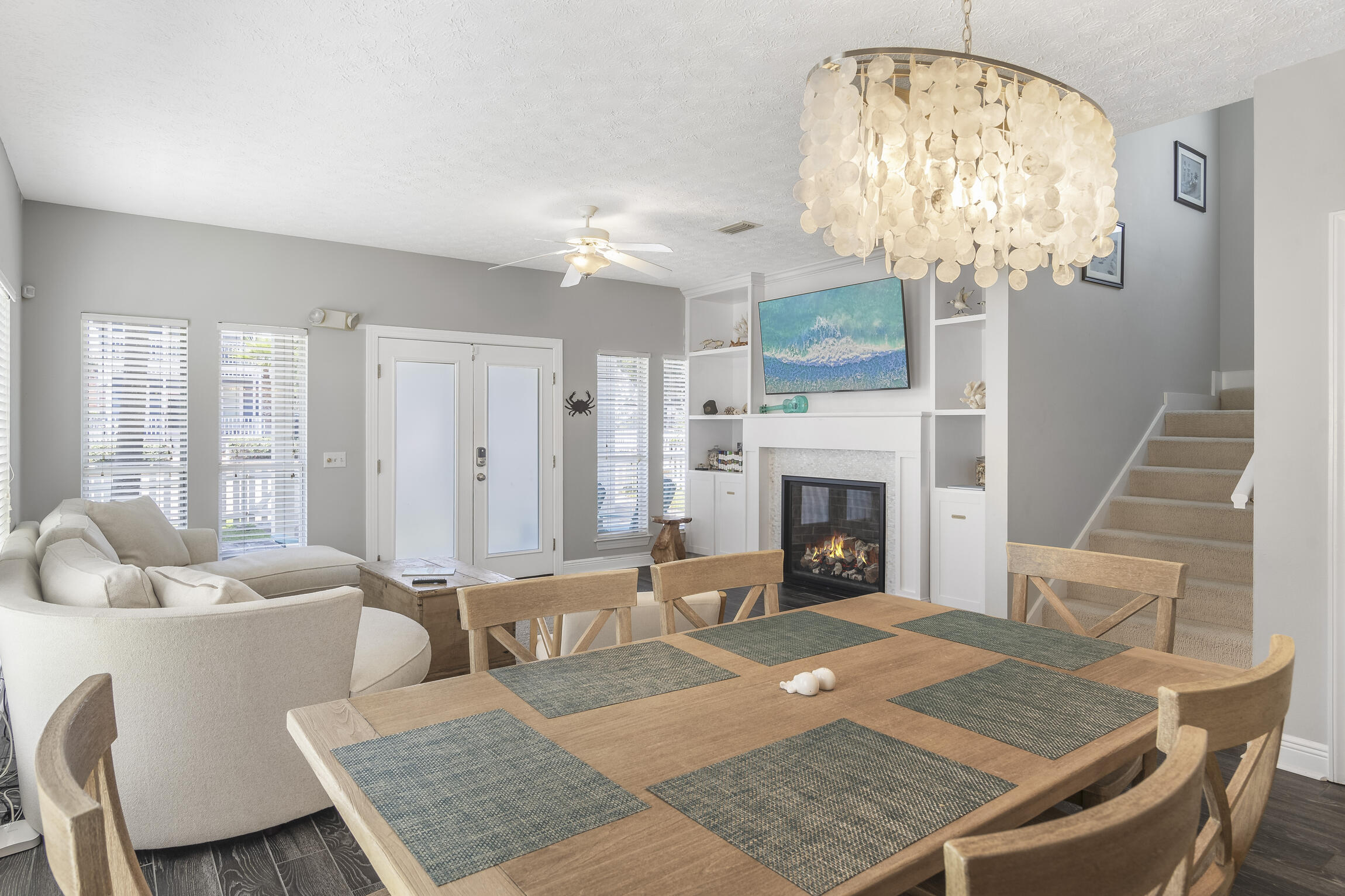 SUNRISE BEACH - Residential