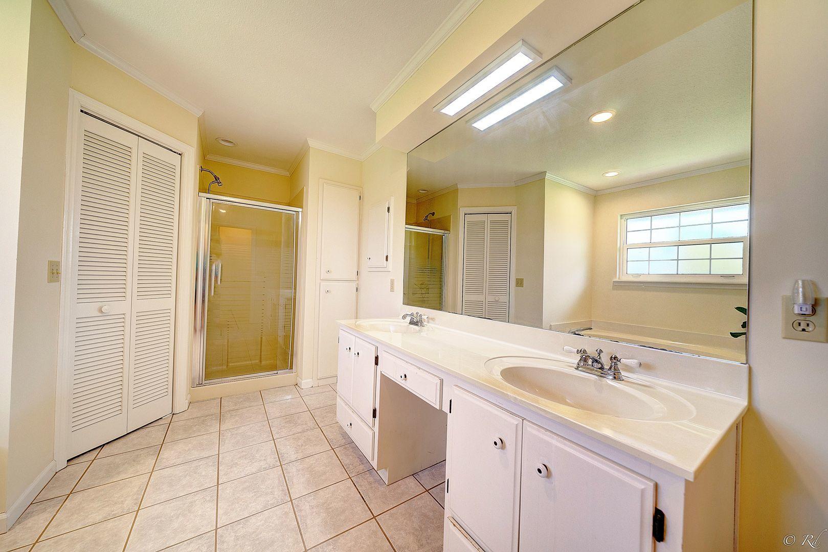 FOREST PARK - Residential