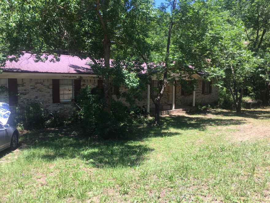 Home is sold As-Is. Fireplace does not work. Close to town, shopping, and interstate. Lots of dining choices in the area. Convenient to several other towns.