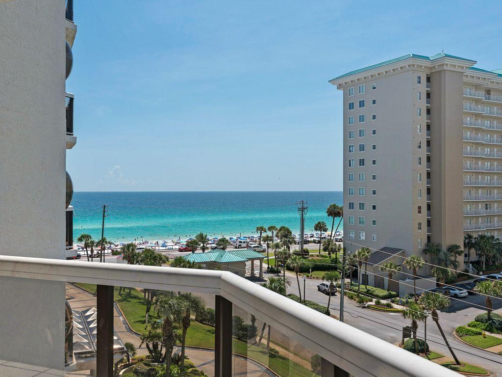 DESTIN SURFSIDE CONDO - Residential