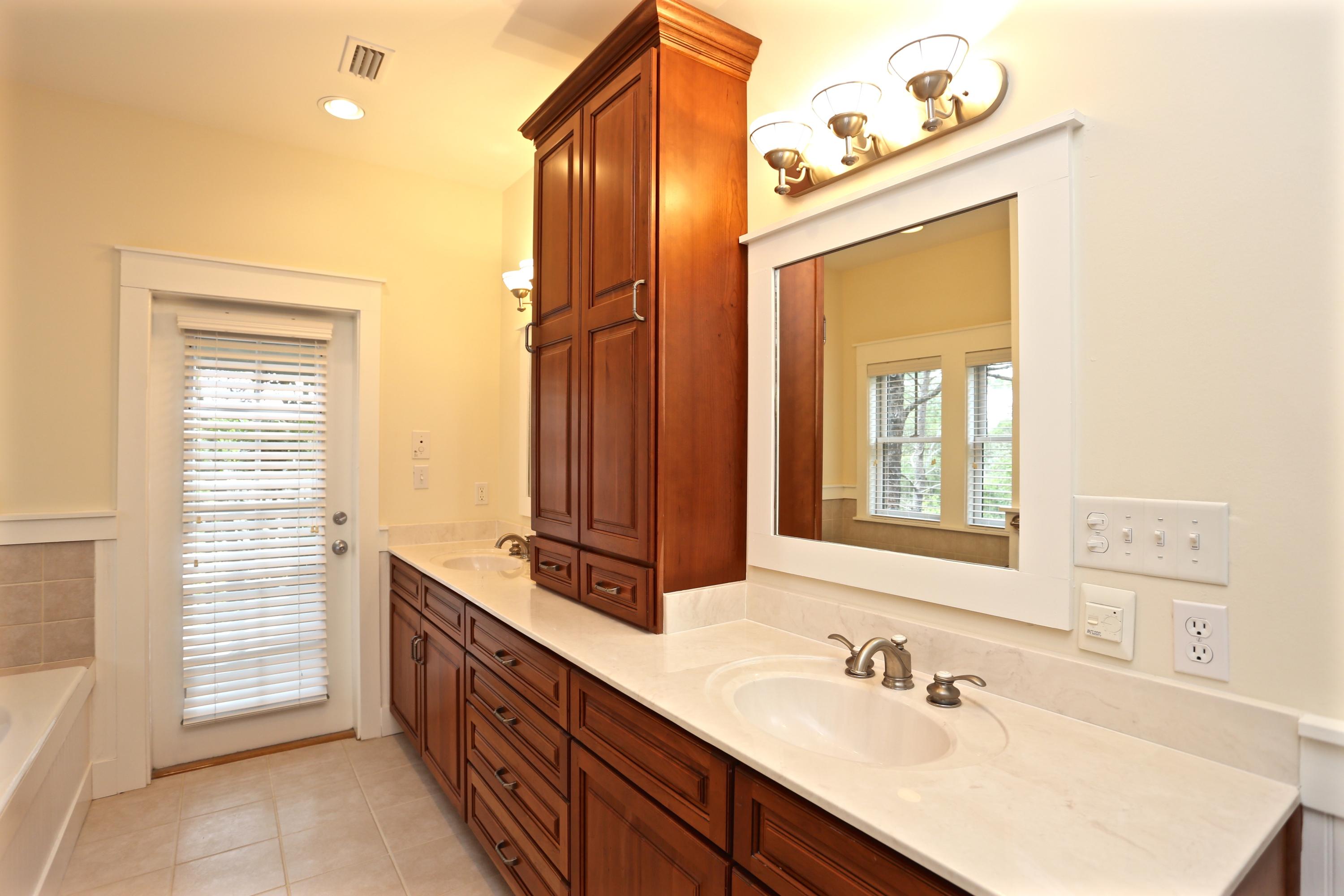 SUMMER RIDGE - Residential