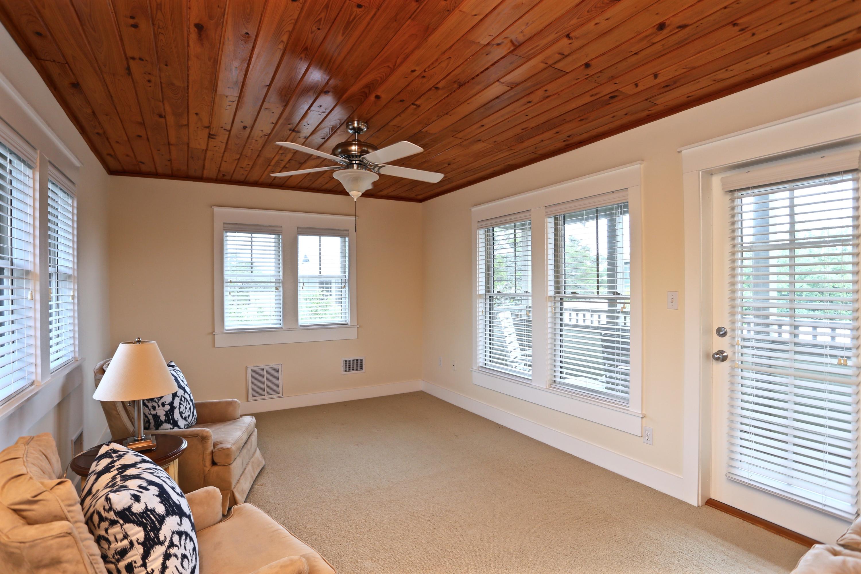 SUMMER RIDGE - Residential