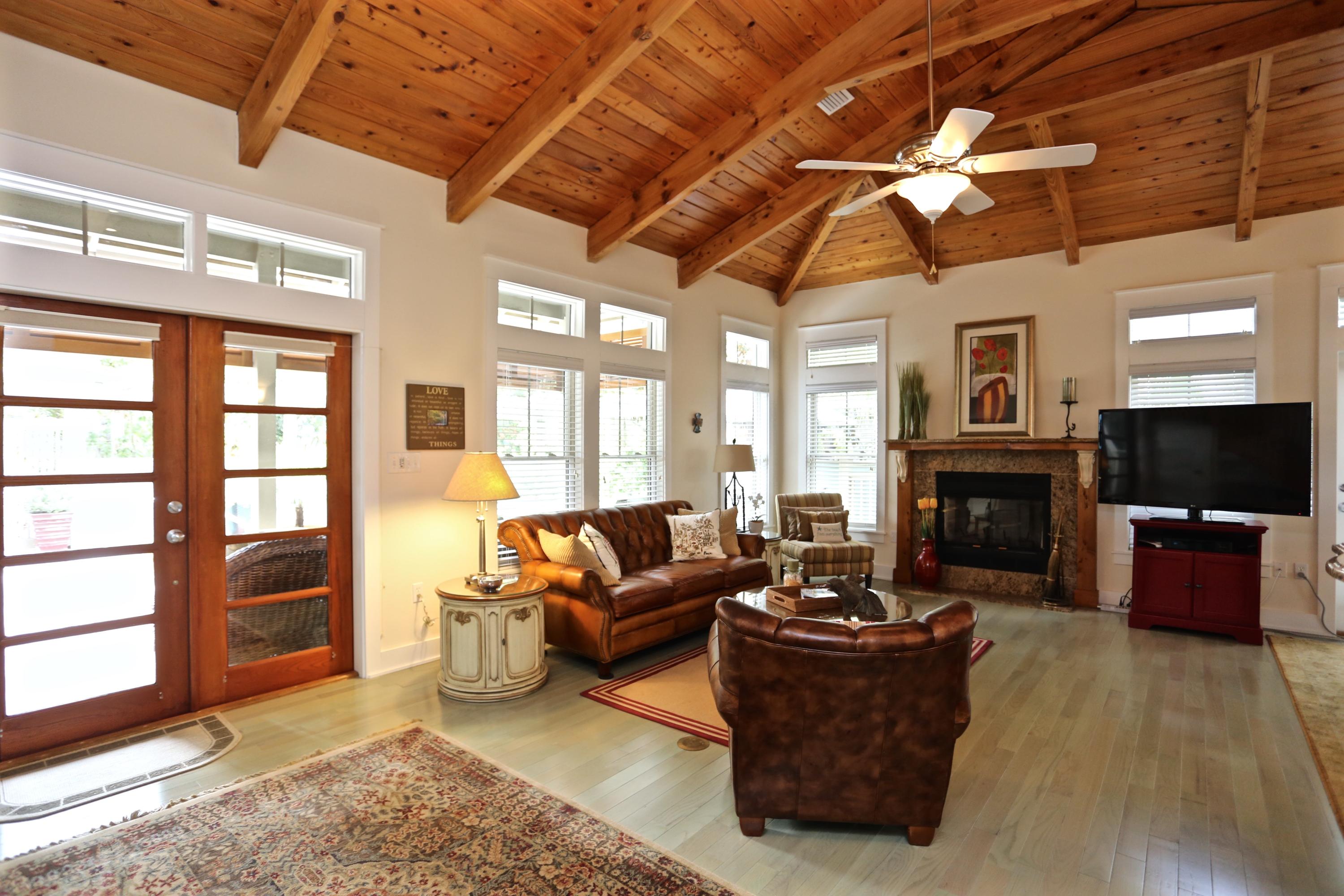 SUMMER RIDGE - Residential