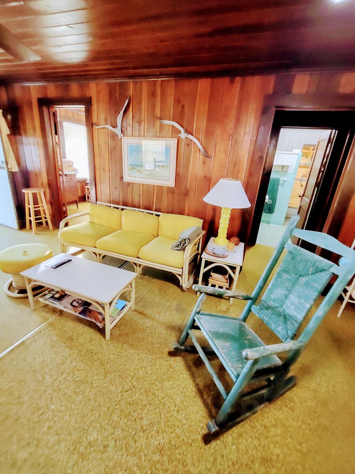 LAGUNA BEACH - Residential