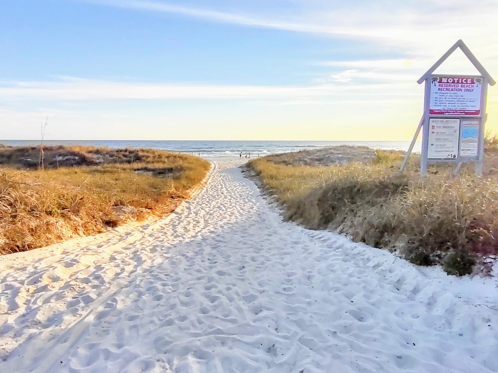 LAGUNA BEACH - Residential