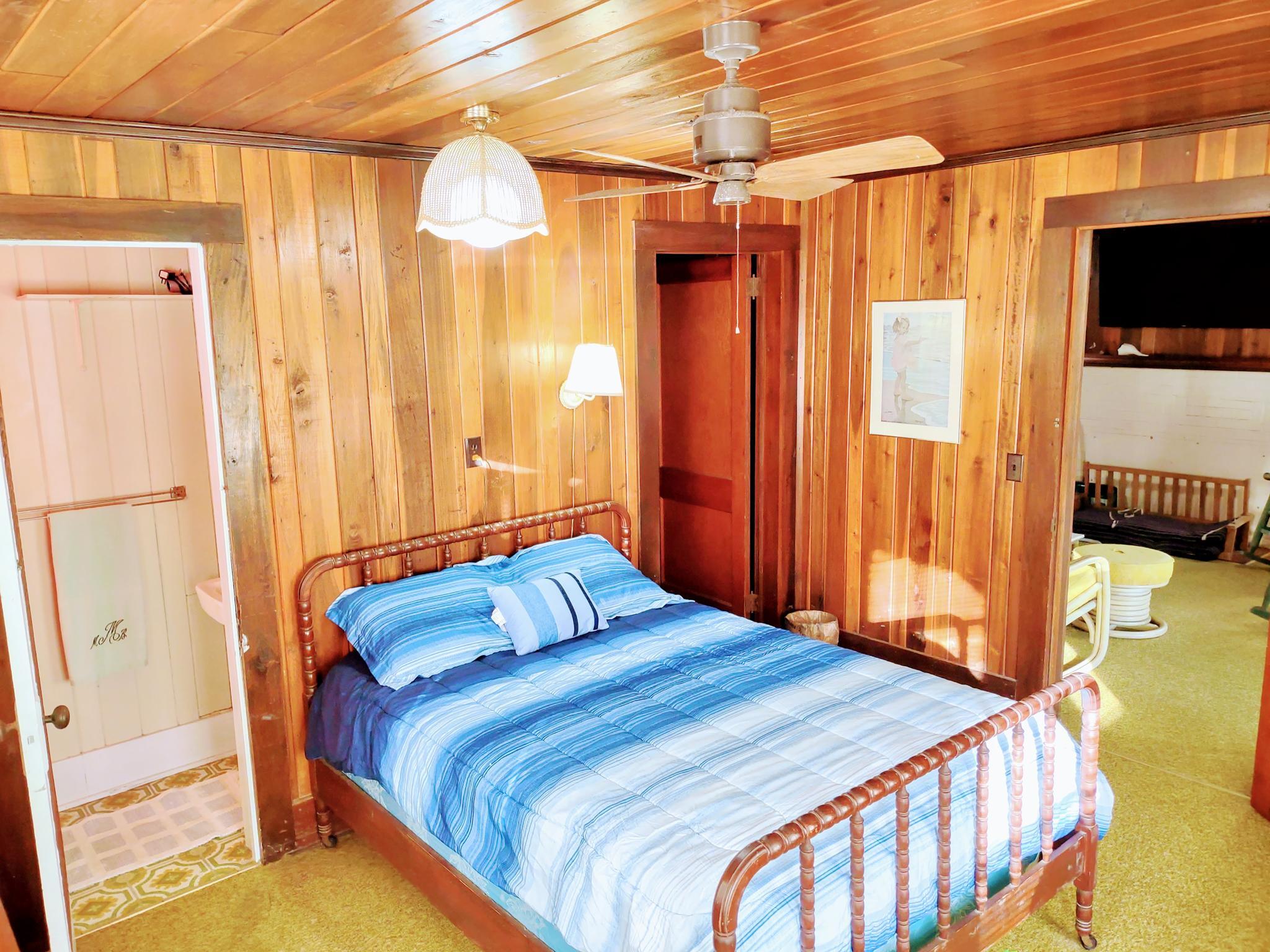 LAGUNA BEACH - Residential