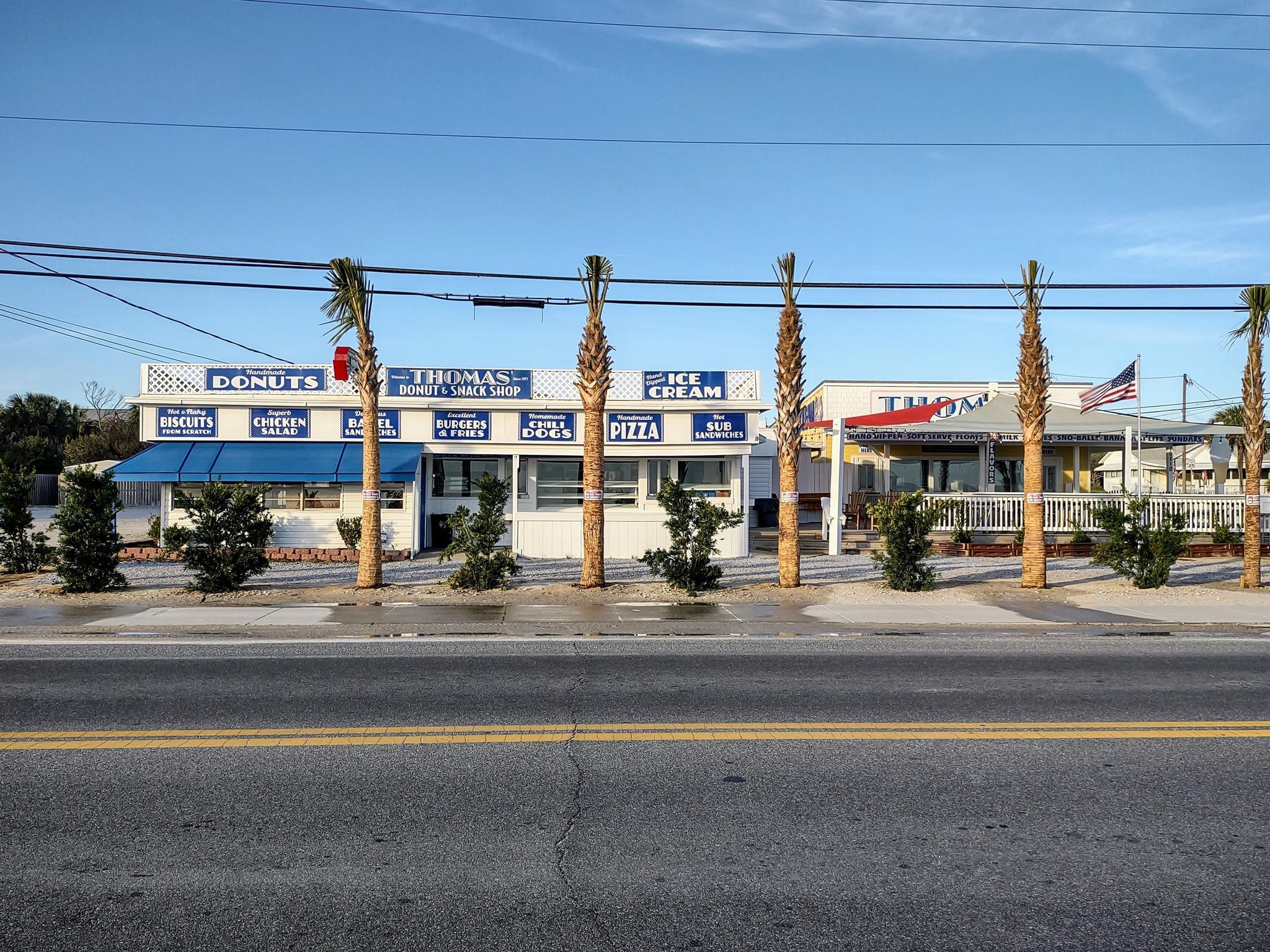 LAGUNA BEACH - Residential
