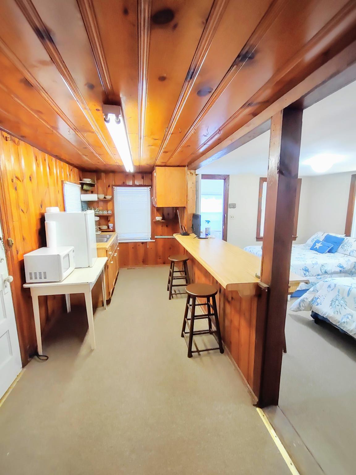 LAGUNA BEACH - Residential