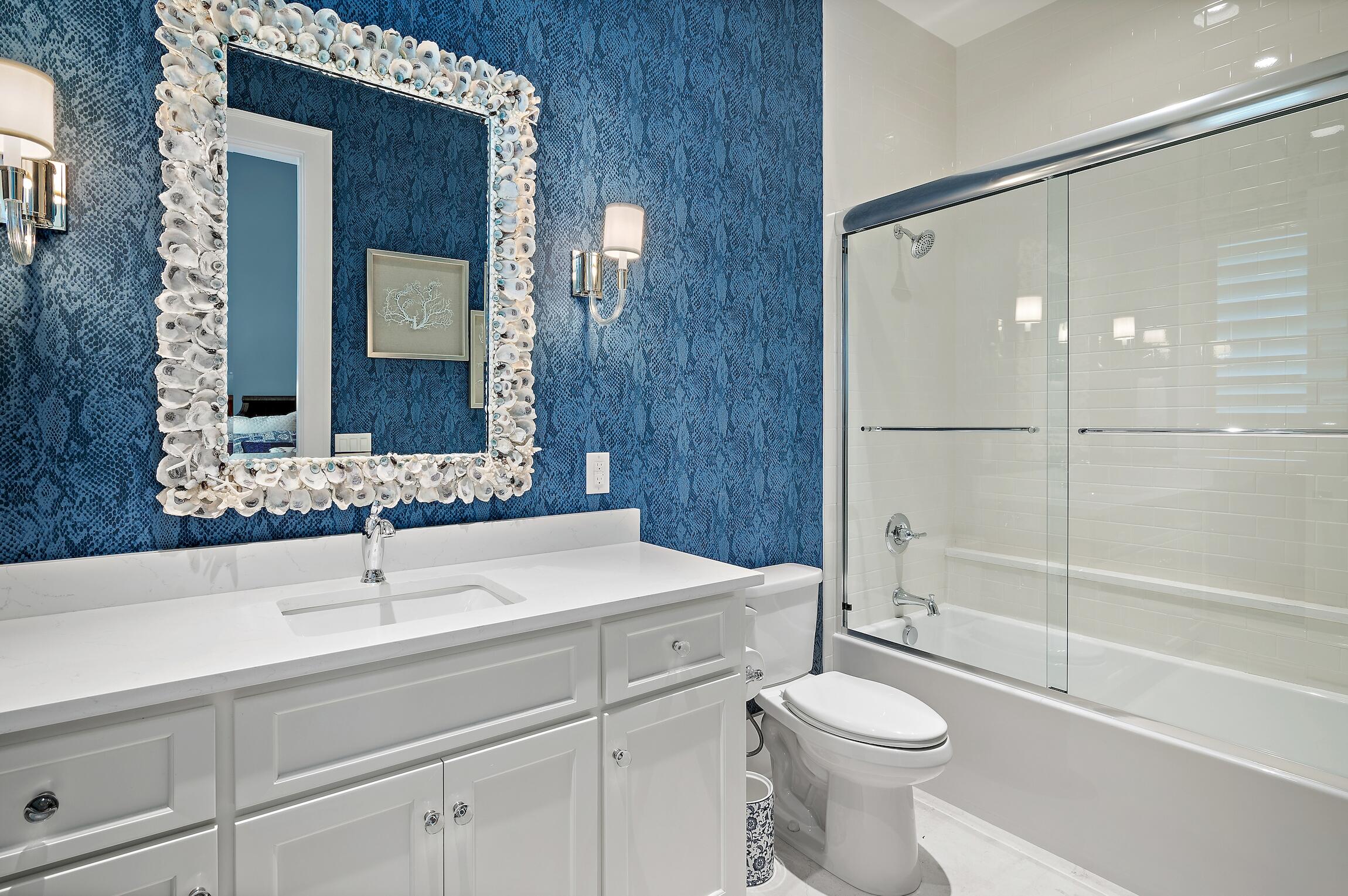 REGATTA BAY - Residential