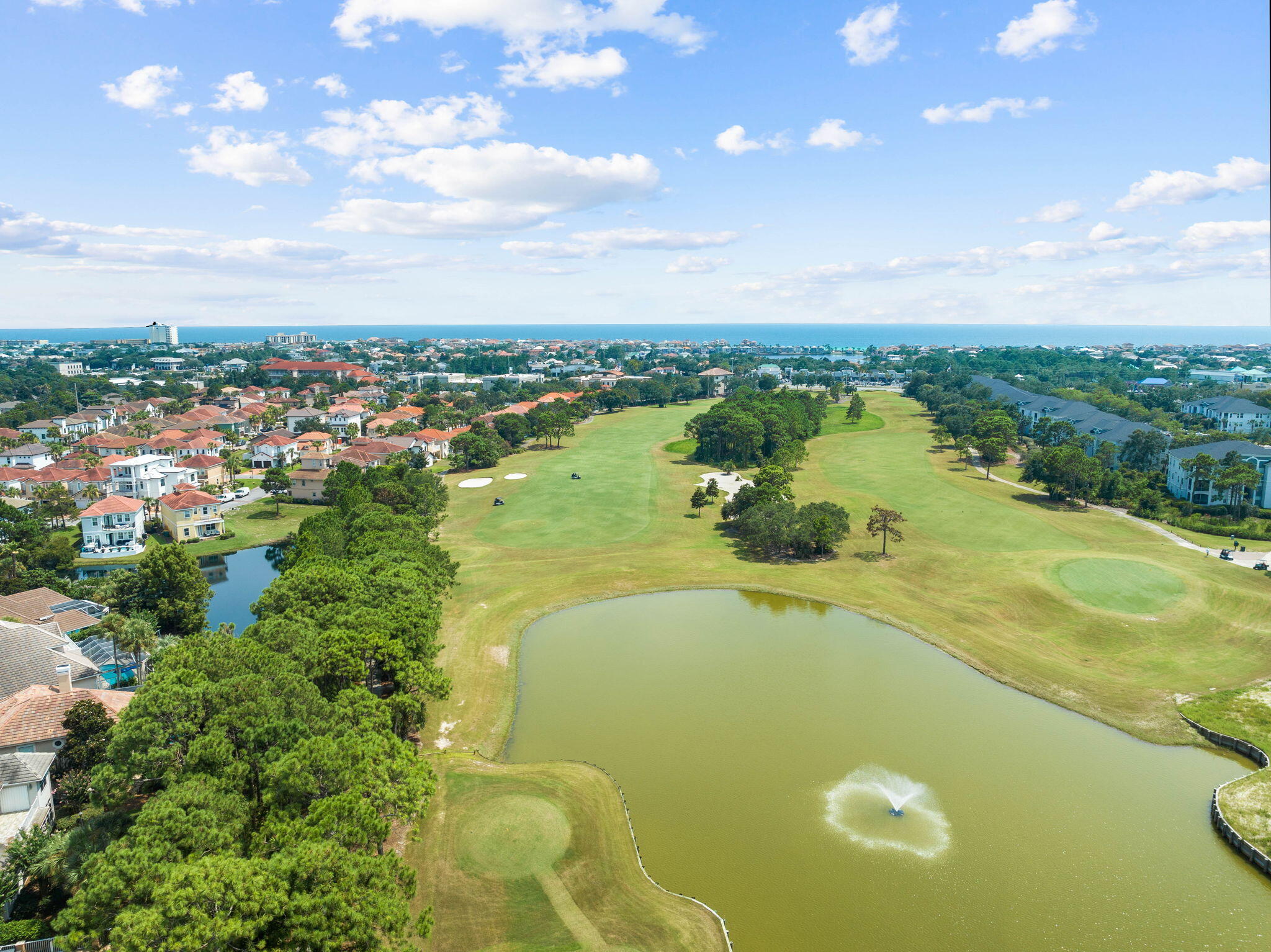 REGATTA BAY - Residential