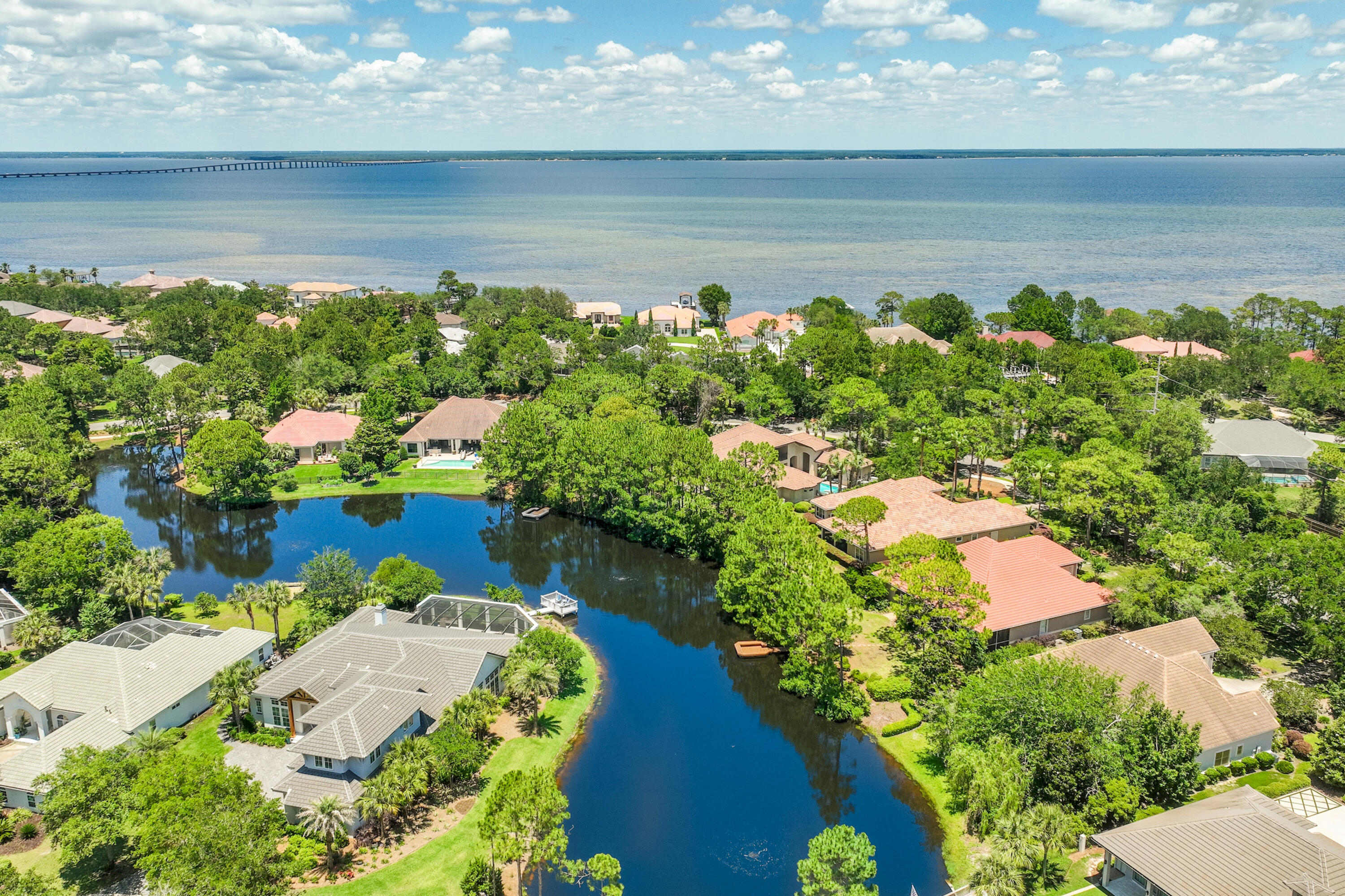 REGATTA BAY - Residential