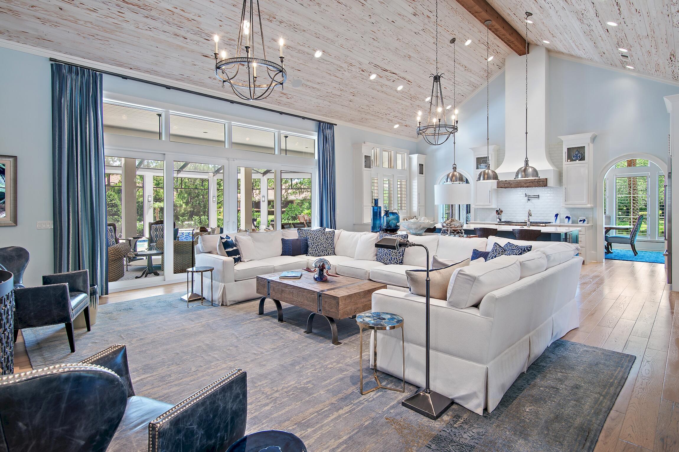 REGATTA BAY - Residential