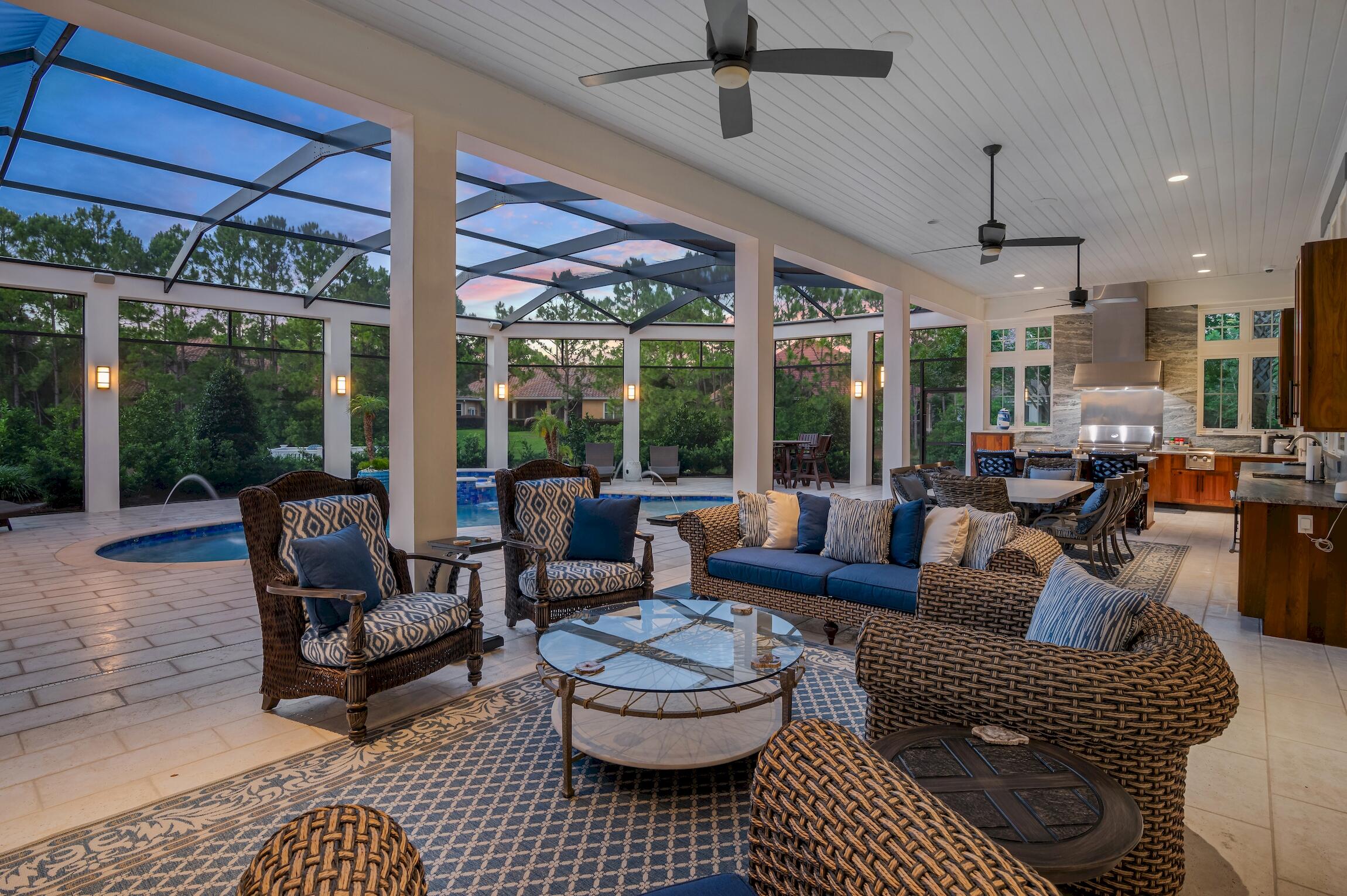 REGATTA BAY - Residential