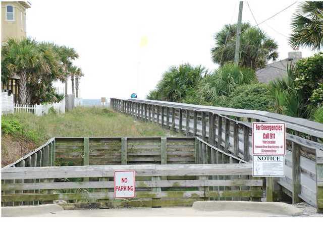 BEACHWALK T/H - Residential Lease