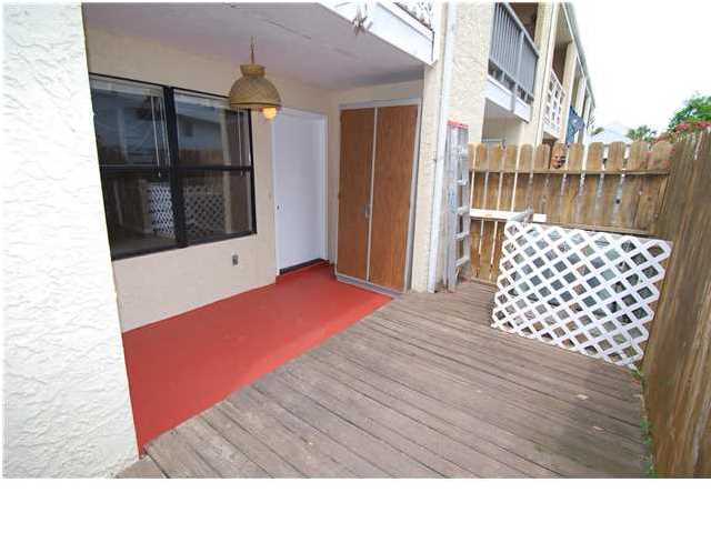 BEACHWALK T/H - Residential Lease