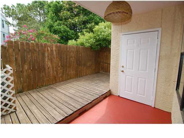 BEACHWALK T/H - Residential Lease