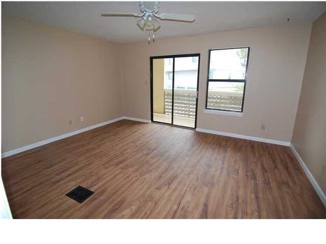 BEACHWALK T/H - Residential Lease