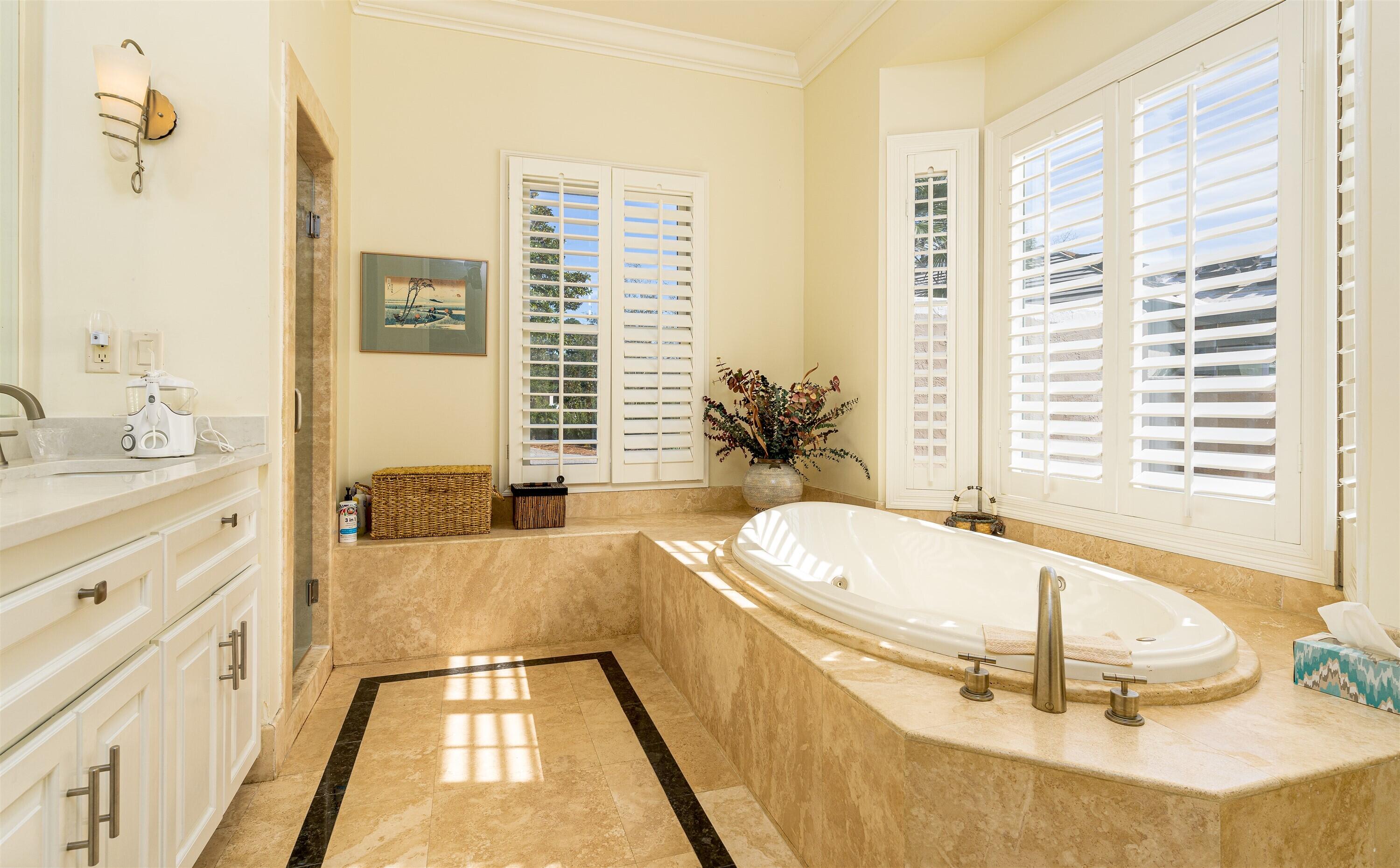 BURNT PINE - Residential