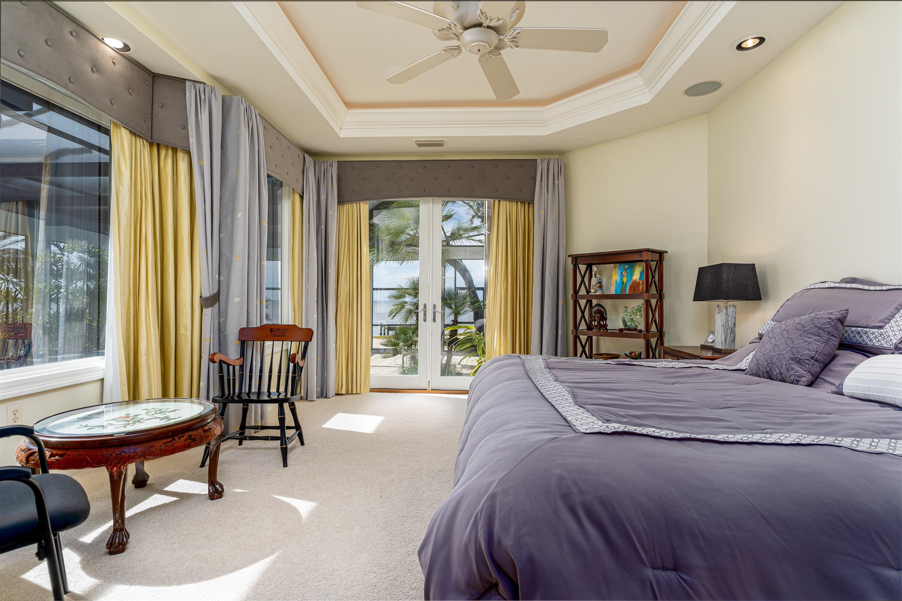 BURNT PINE - Residential